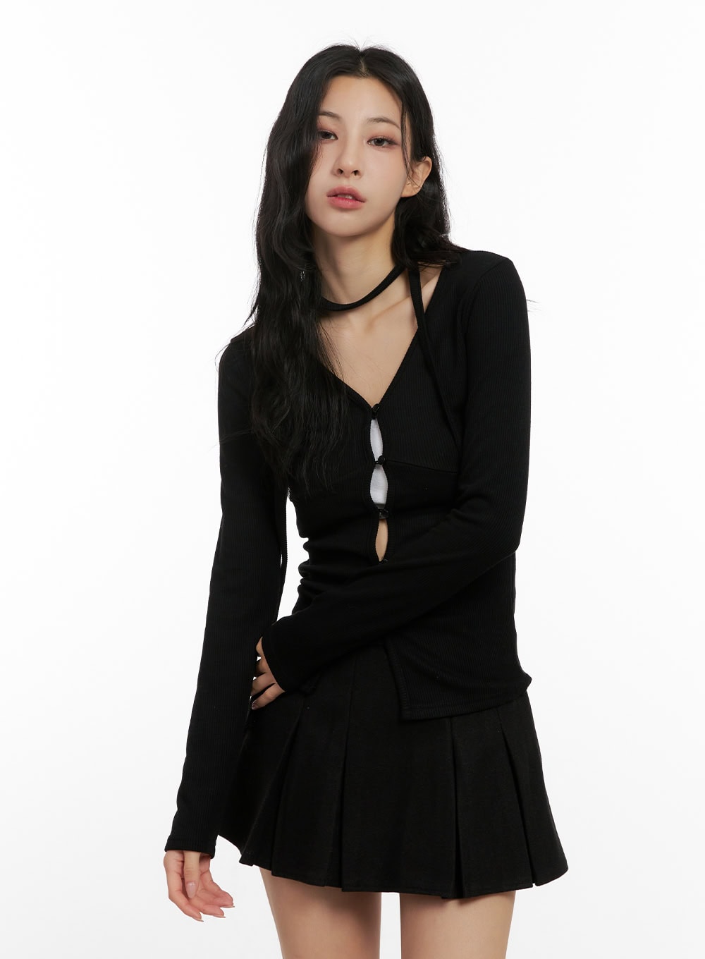 Buttoned V-Neck Slim-Fit Cardigan CN416