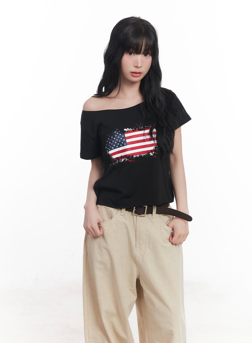 Flag Graphic Off-Shoulder Crop Tee CY527