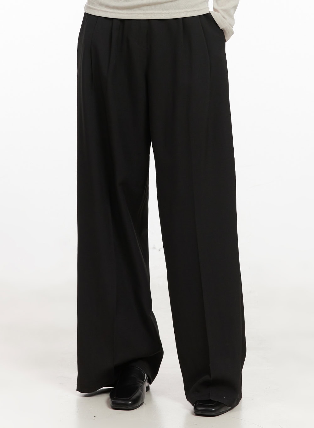 Pintuck Relaxed-Fit Slacks CJ528