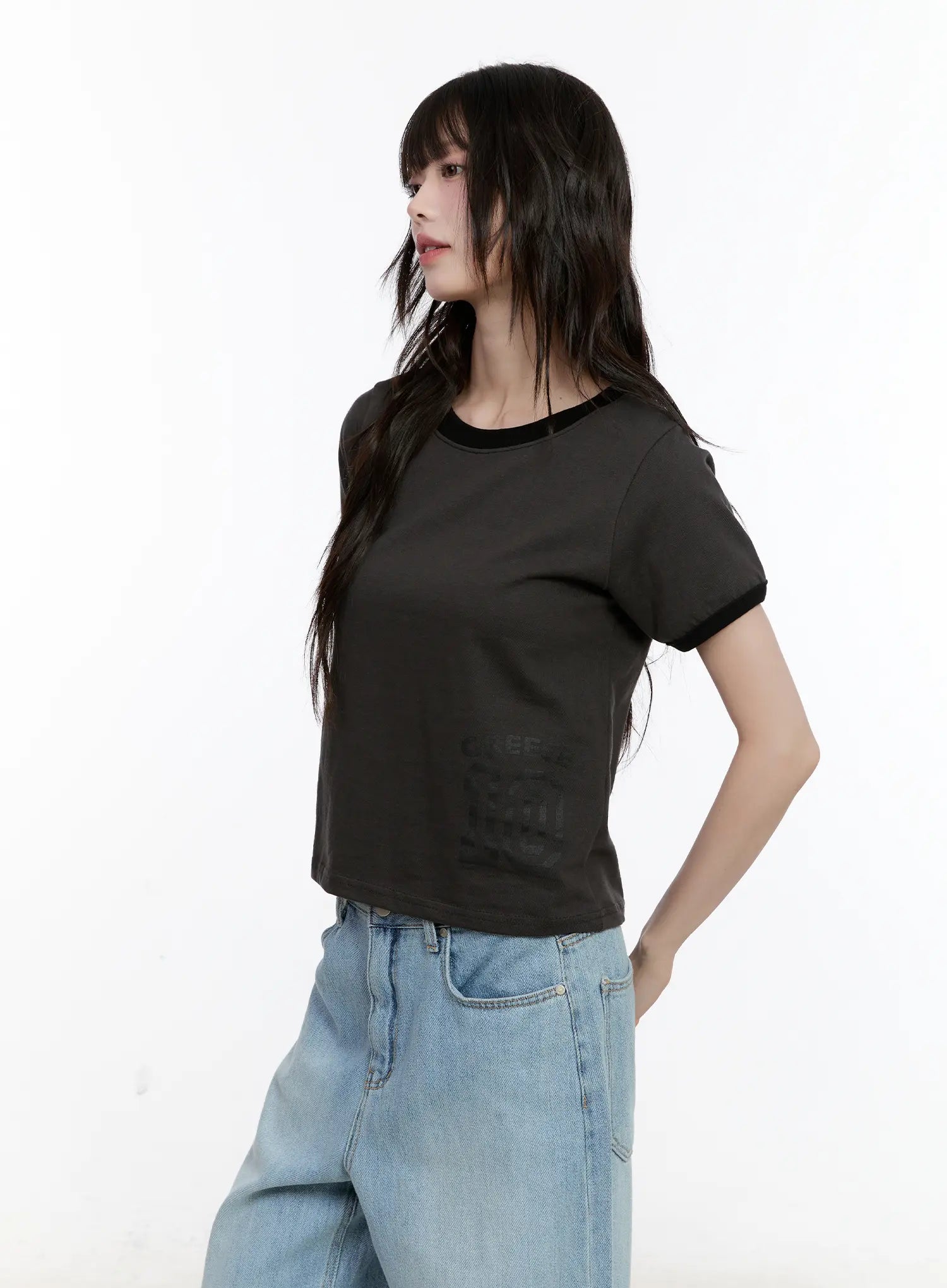 Contrast Trim Graphic Baby Tee CL507