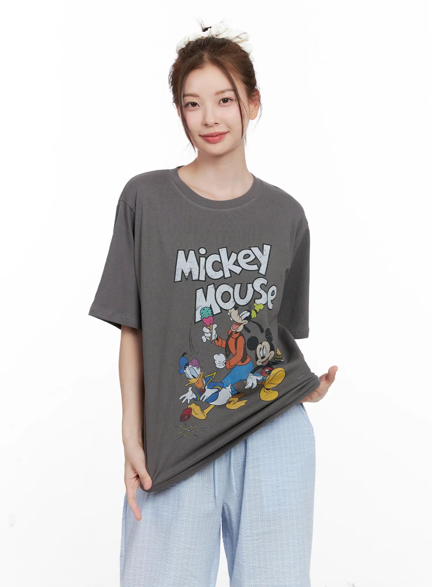 Oversized Cartoon Graphic Tee CL524