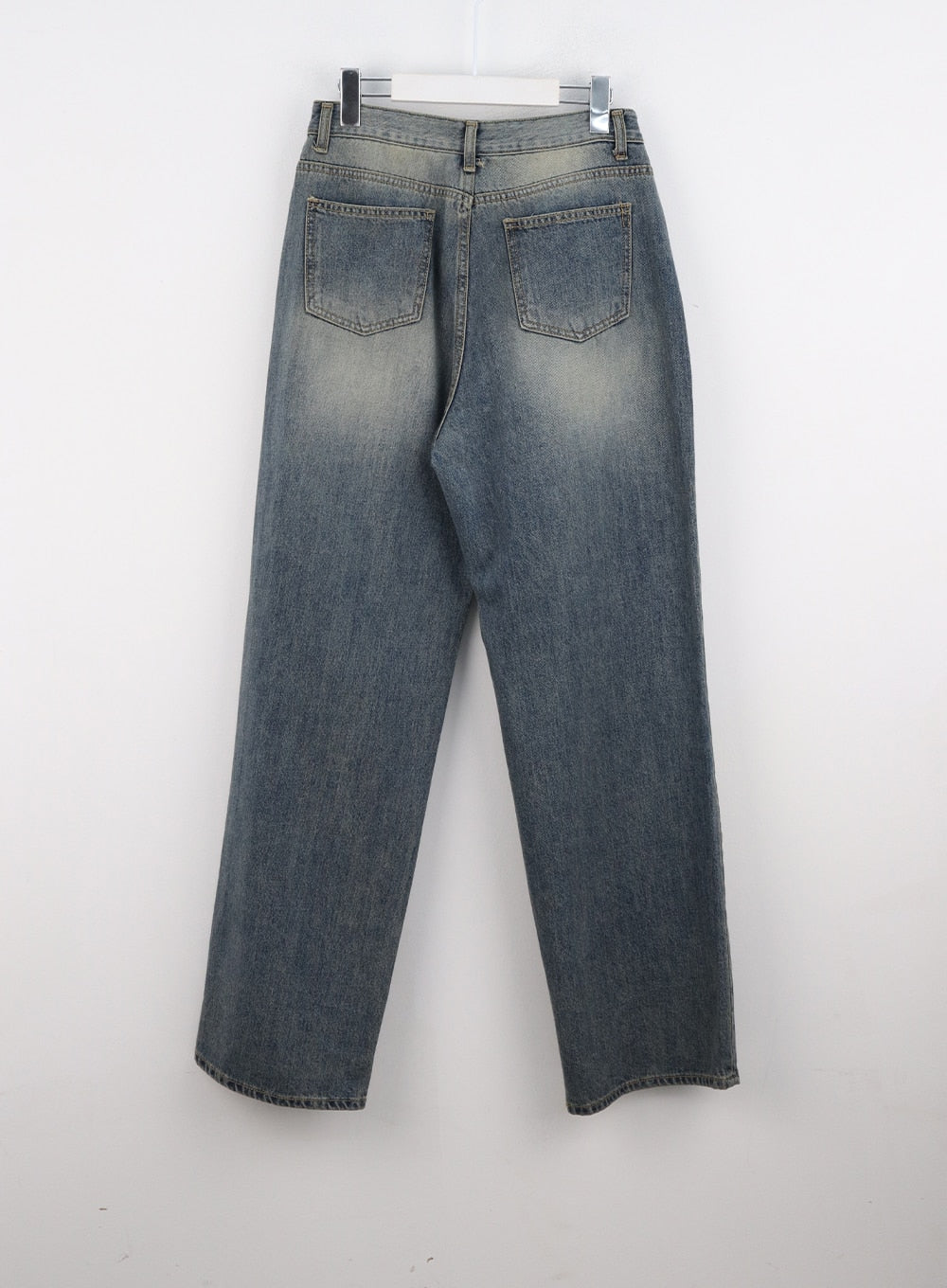 Wide-Fit Washed Jeans CO313
