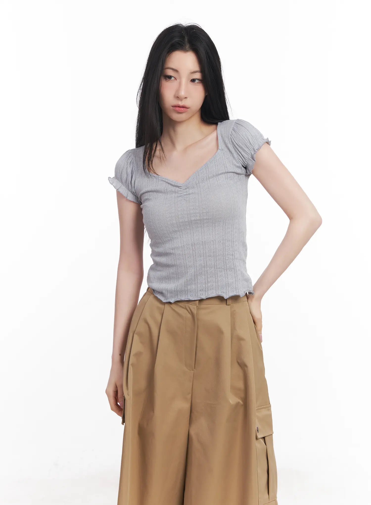 Frill V-Neck Crop Tee CU510