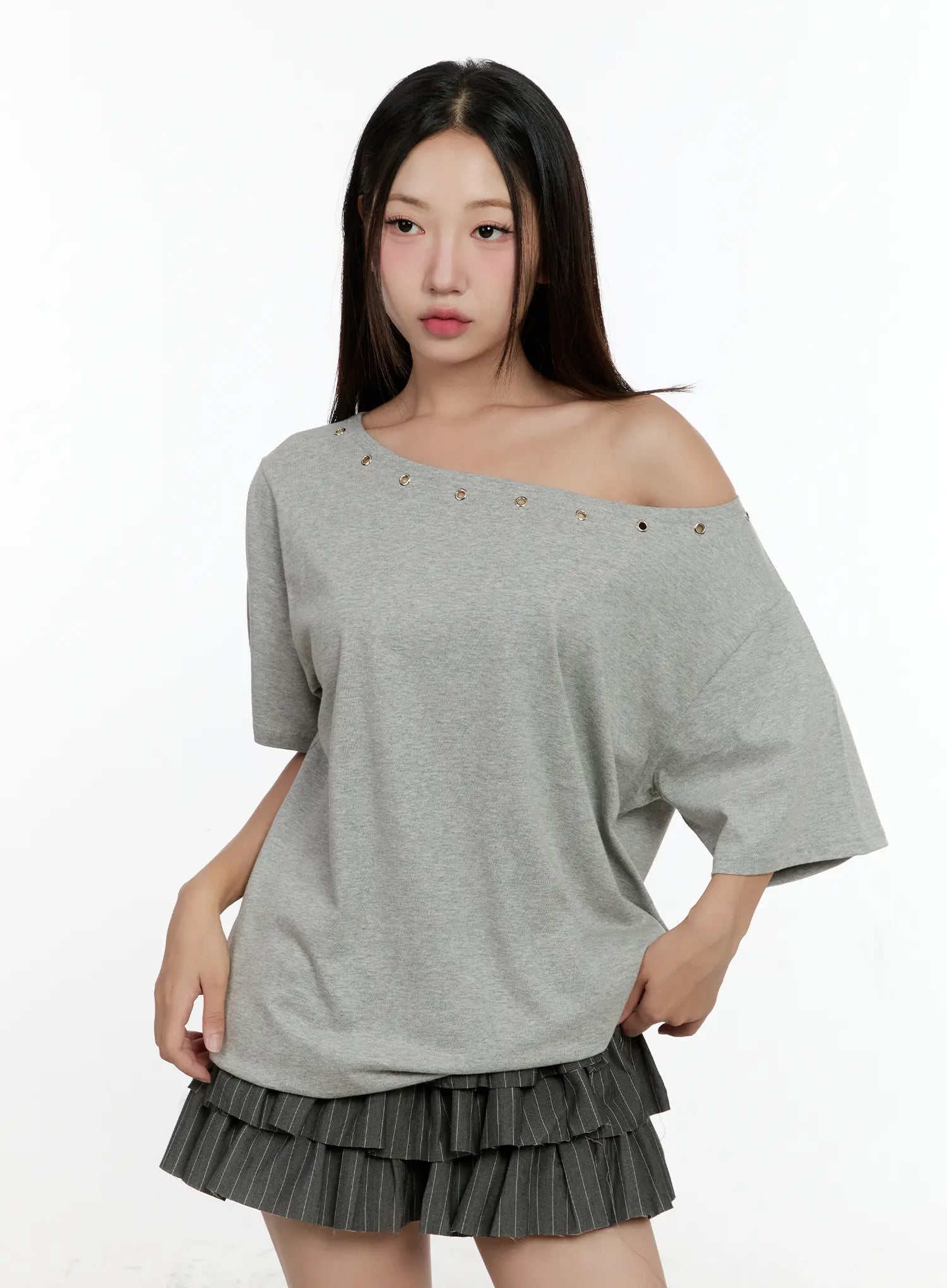 Off-Shoulder Eyelet Tee CL531