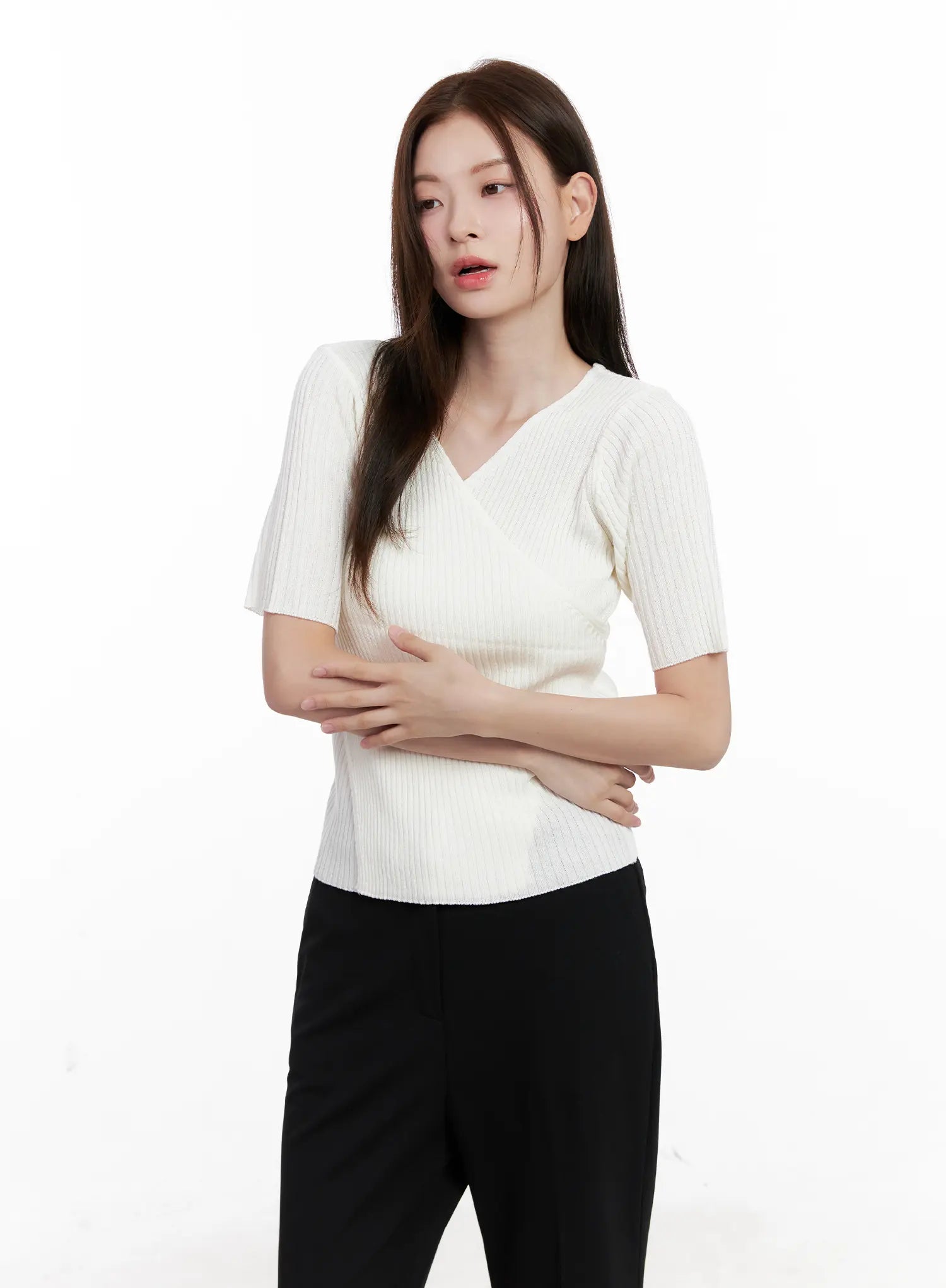 Casual Knit V-Neck Tee CL523