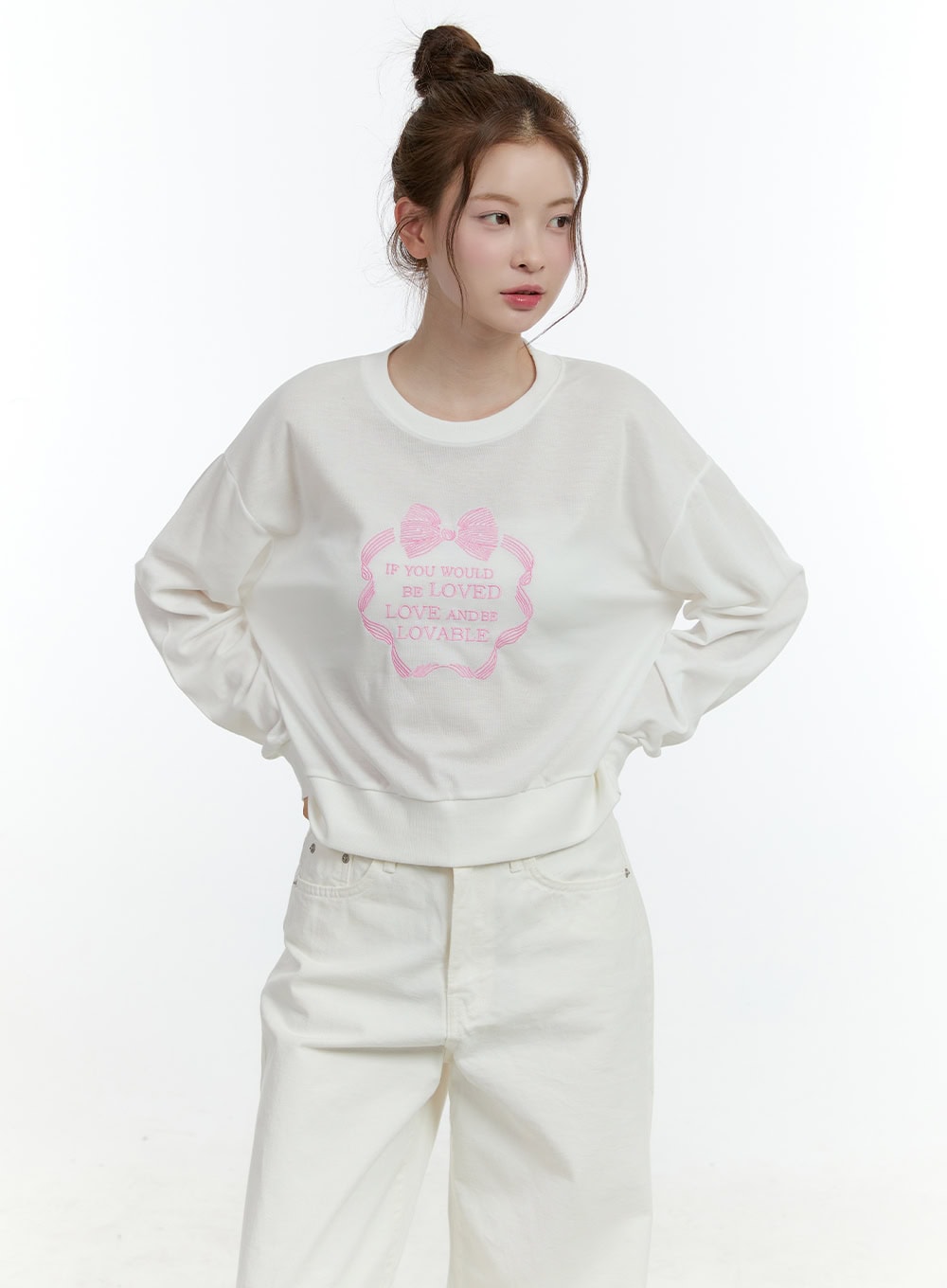 Embroidered Graphic Cropped Crewneck CF503