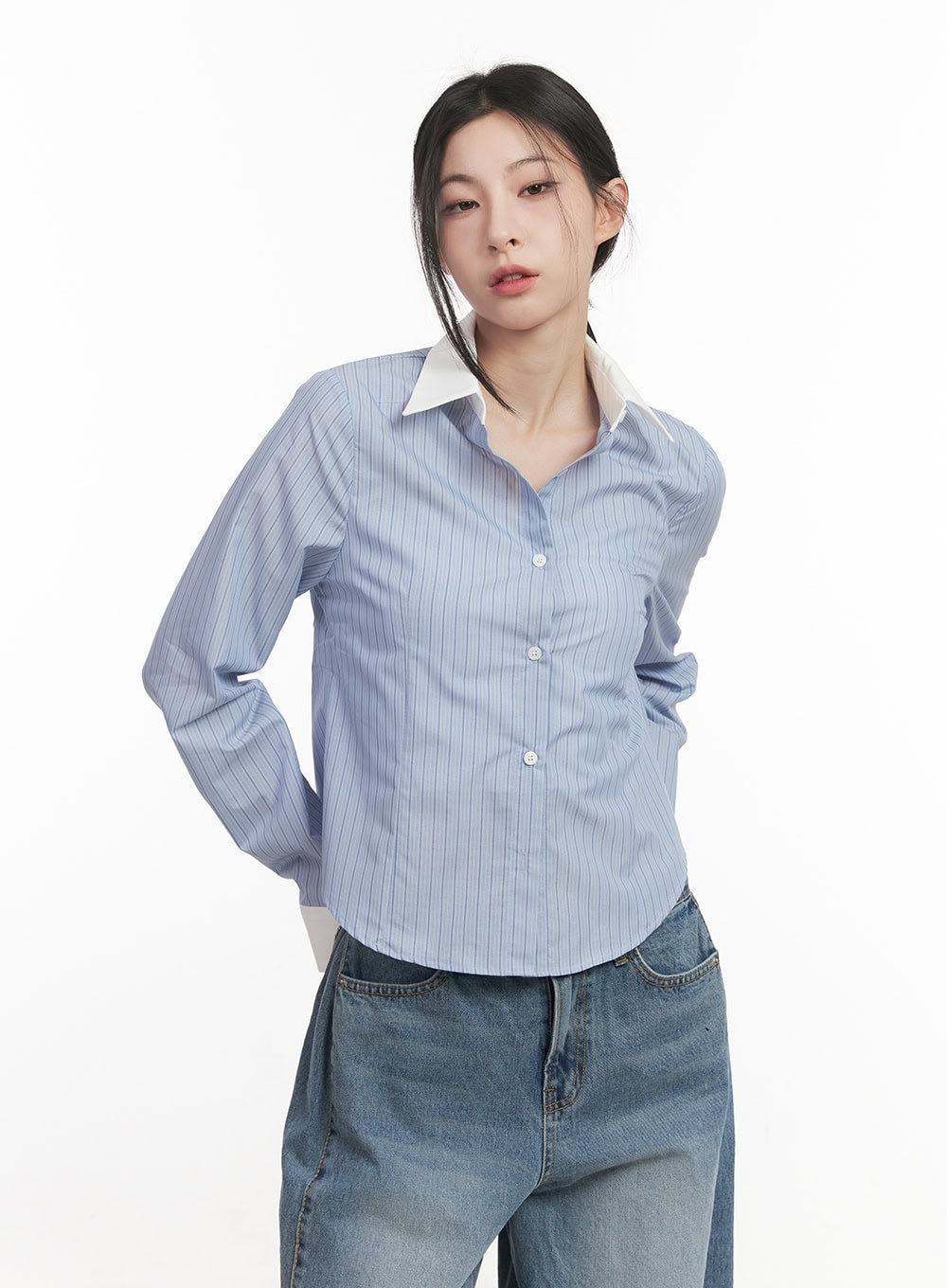 Slim-Fit Collared Striped Button Down CF514