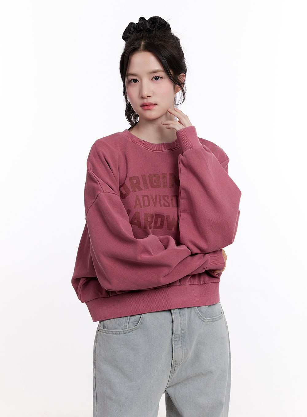 Graphic Loose-Fit Cropped Sweatshirt CM526