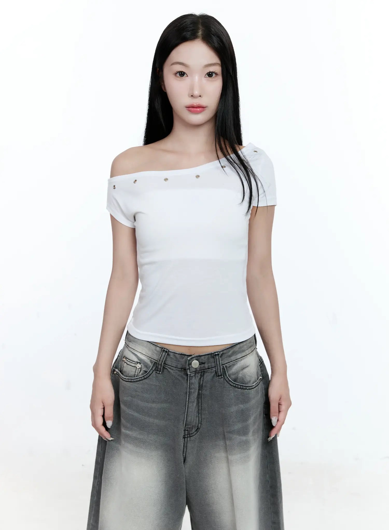 Asymmetric Studded Top CG511