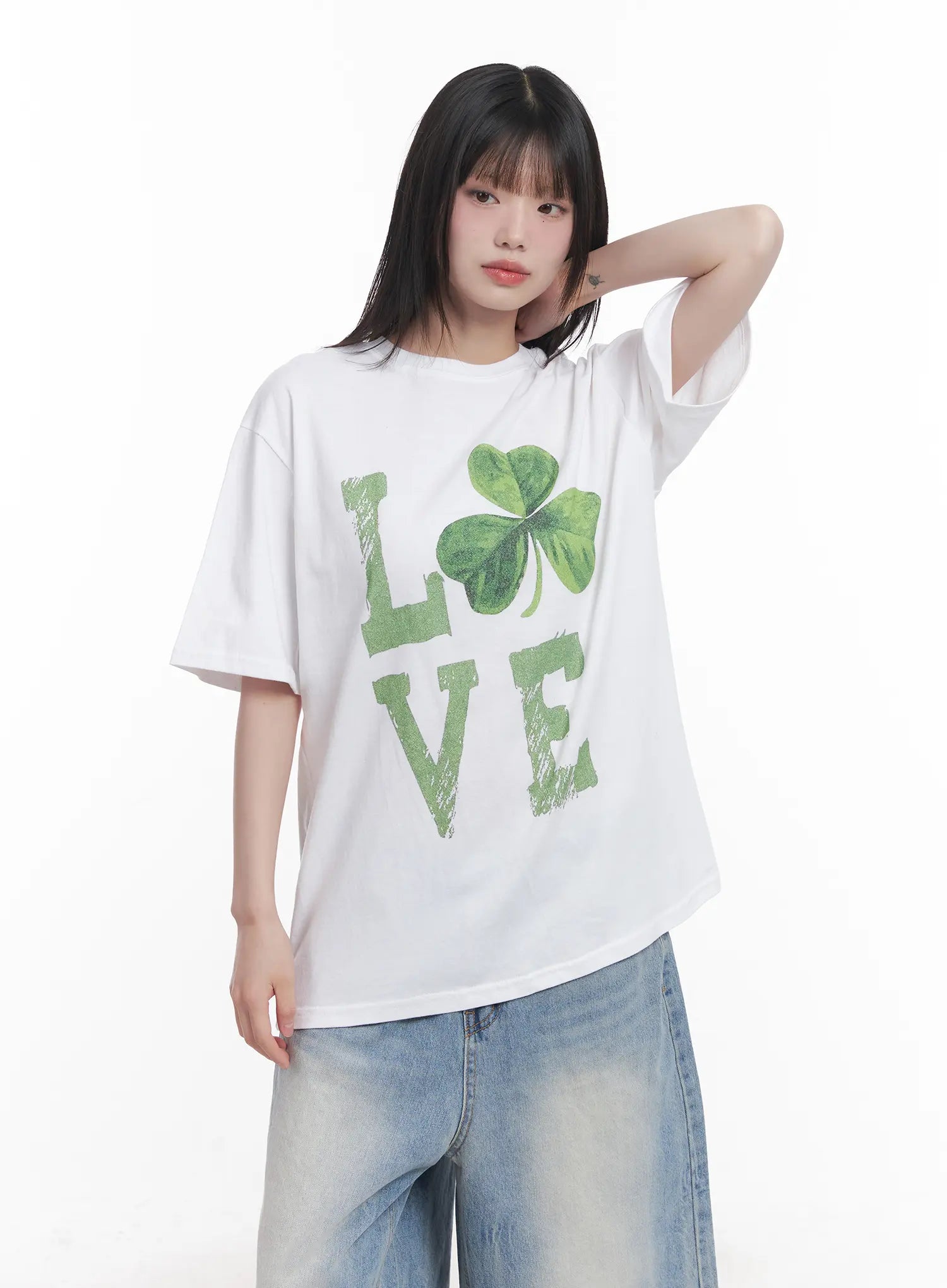 Lucky Graphic Tee CU519