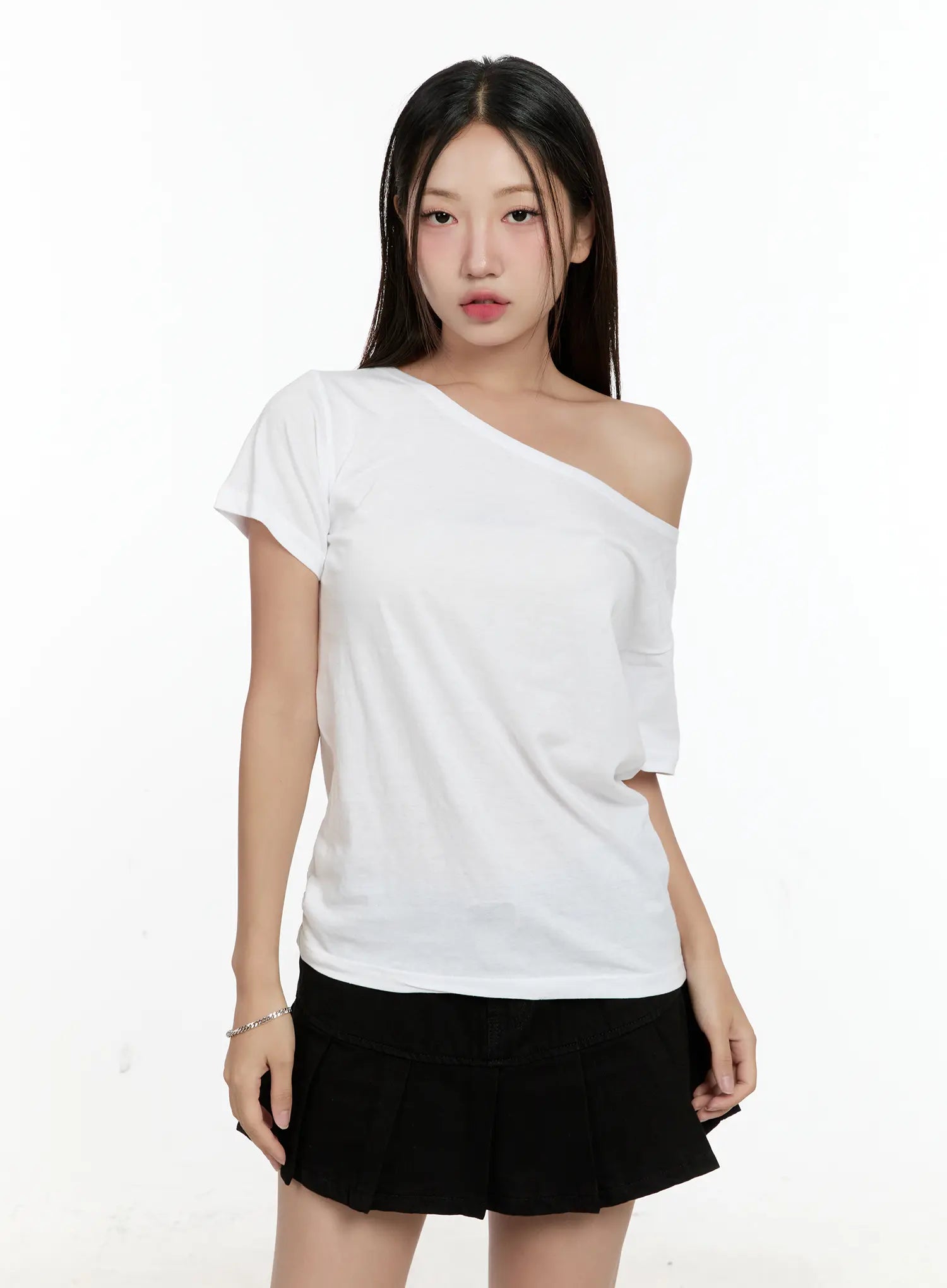 Casual Off-Shoulder Tee CG501