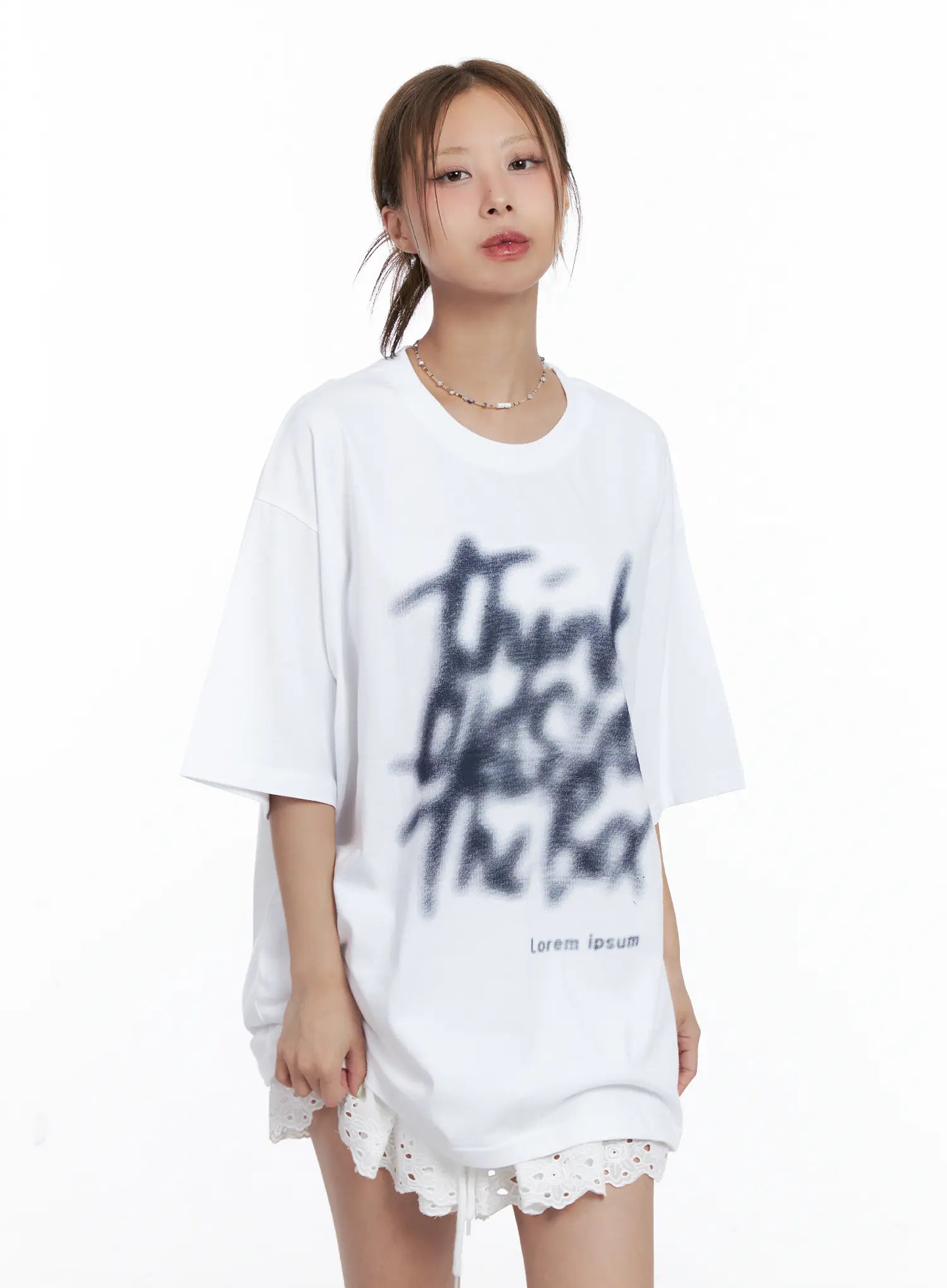Oversized Graphic Short-Sleeve Tee CL514