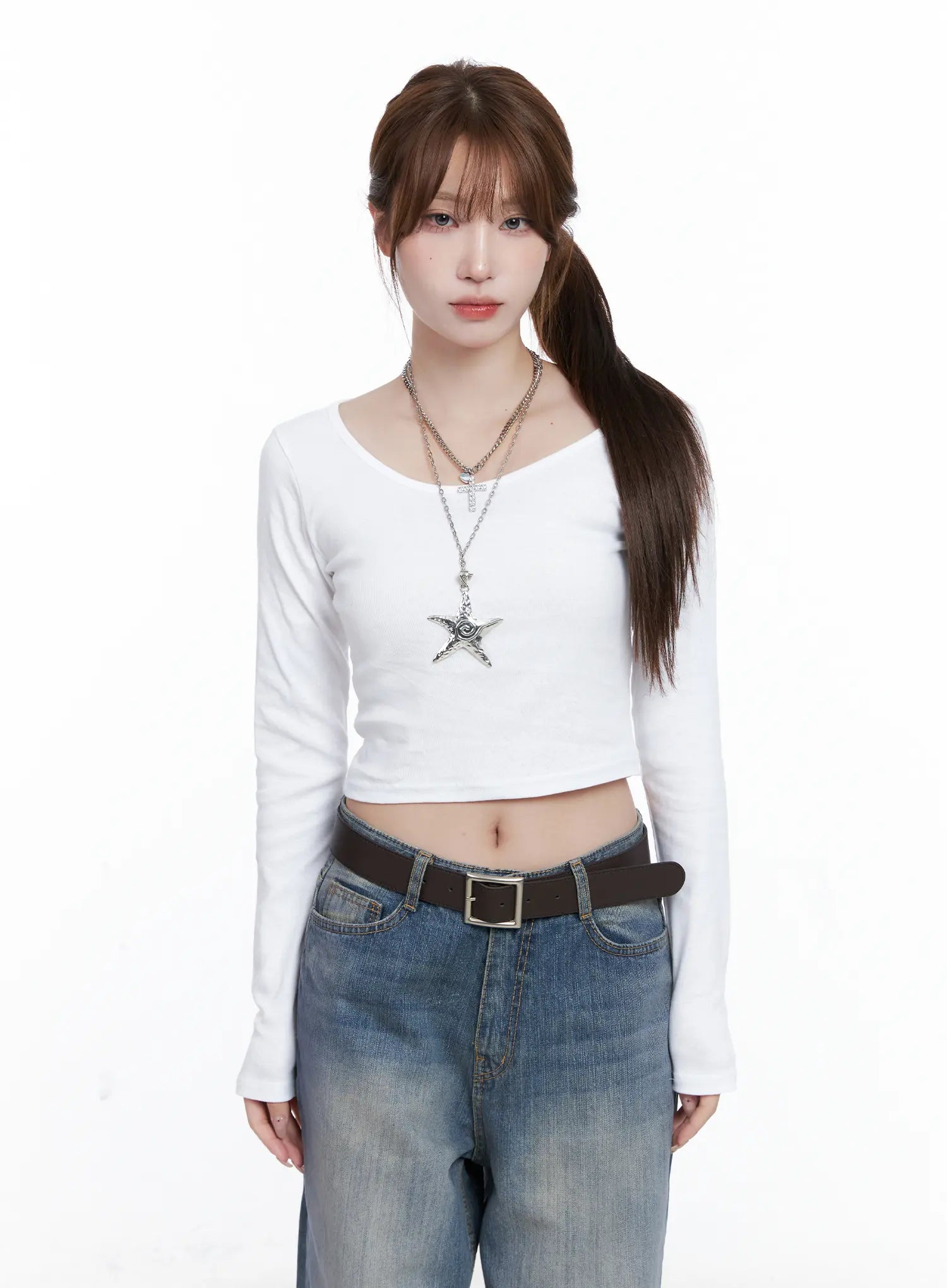 Basic U-Neck Long Sleeve Crop Tee CG529