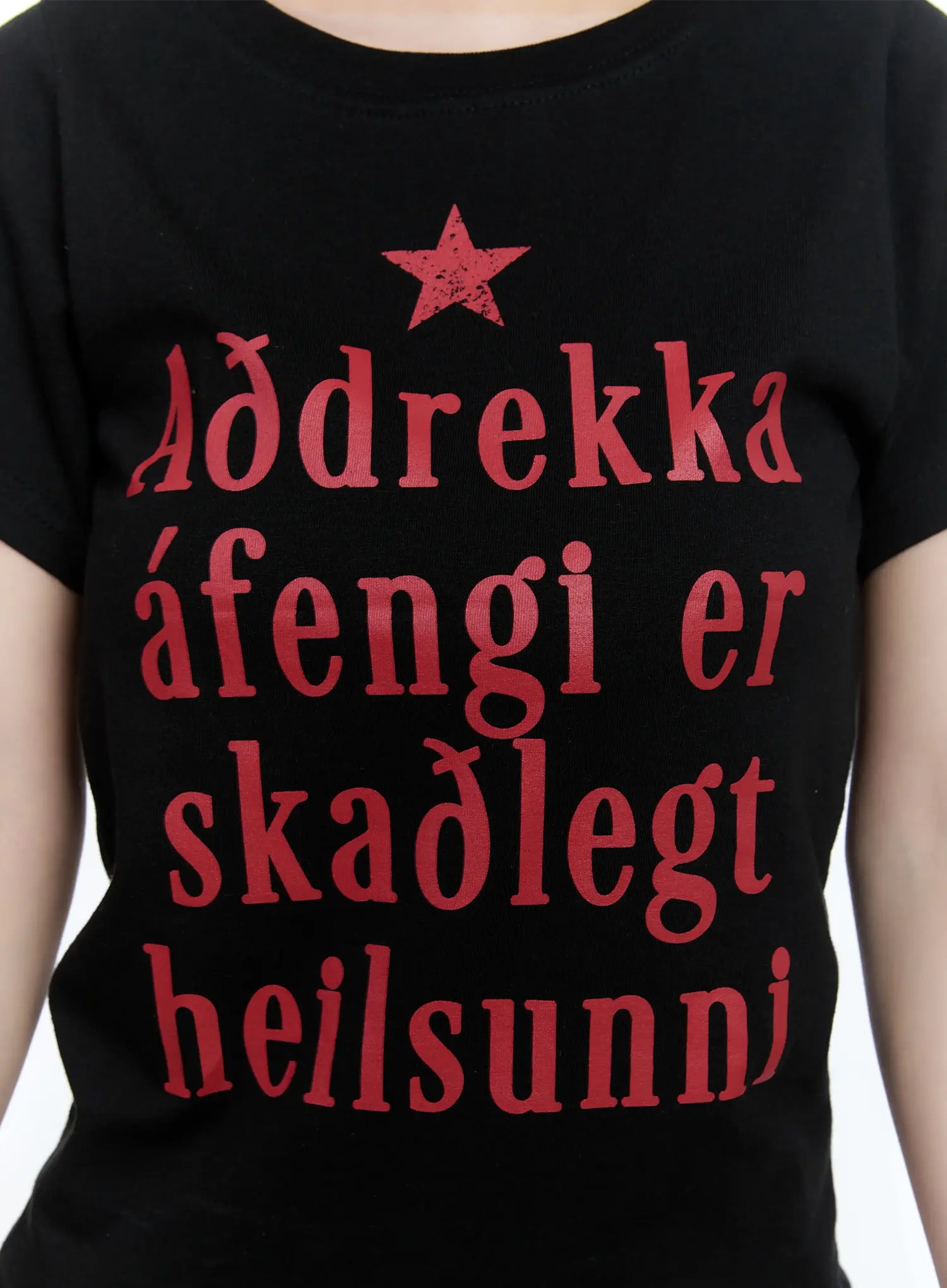 Graphic Semi-Crop Tee CG501