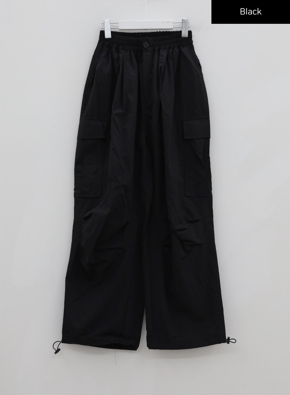 White Nylon Cargo Pants CU21