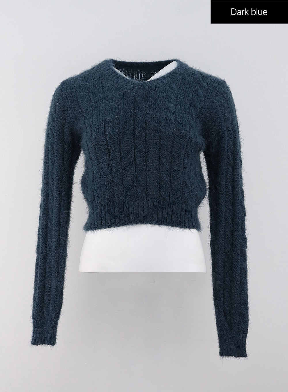 Cable Knit V-Neck Sweater OG315