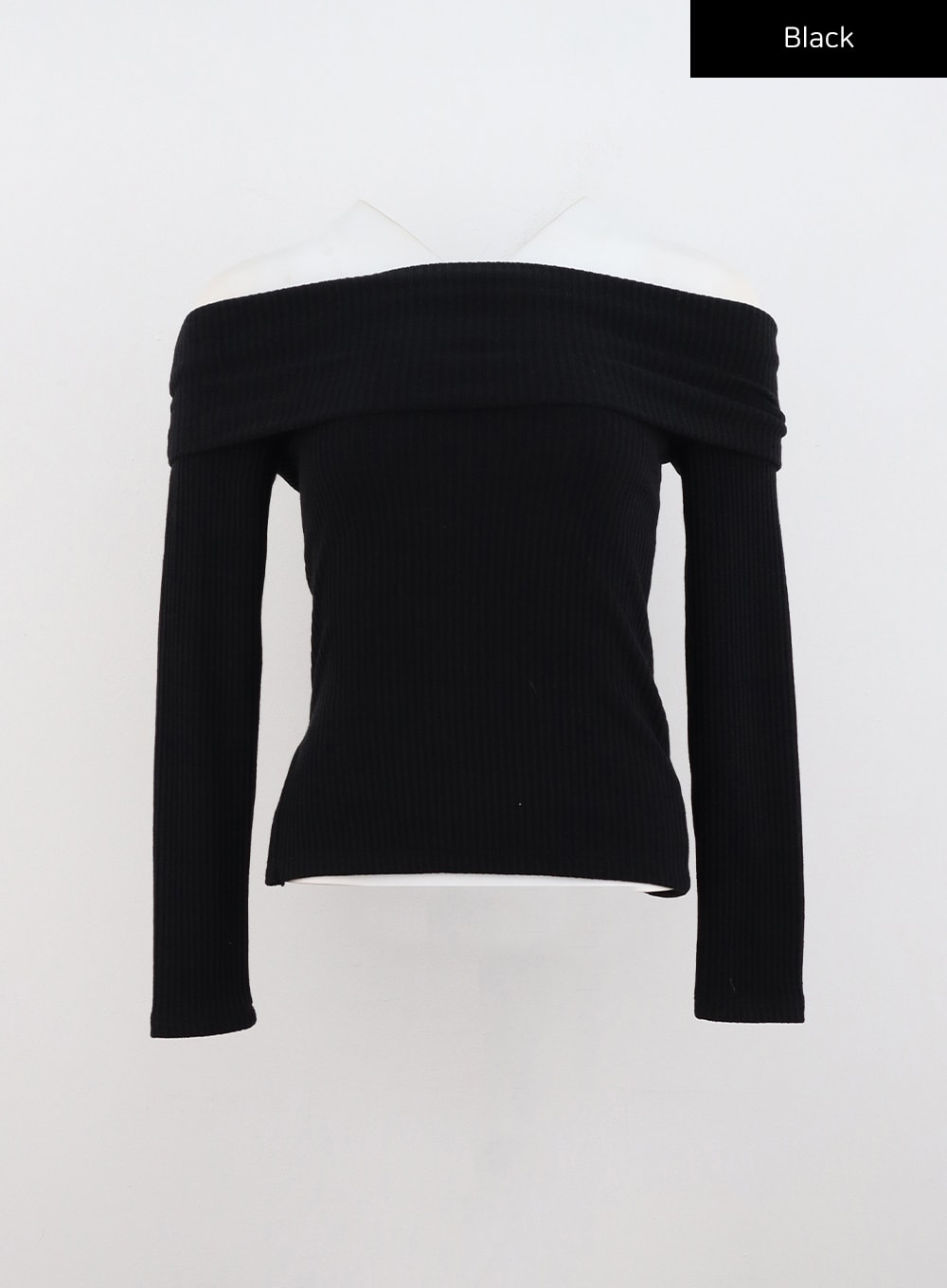 Off-Shoulder Slim Fit Knit Top CN317