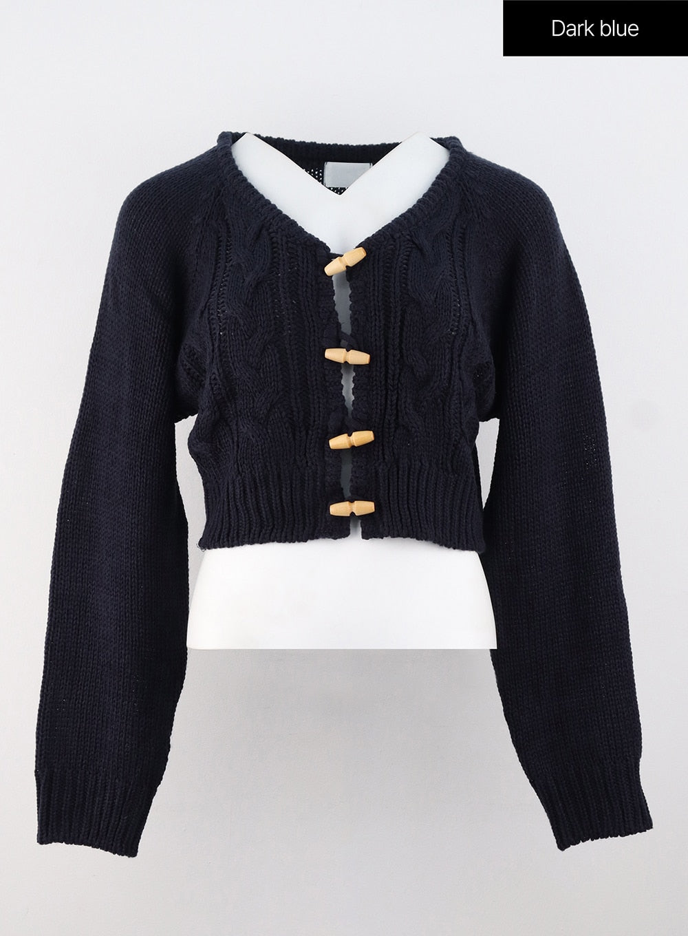 Cable Knit V-Neck Sweater OS313
