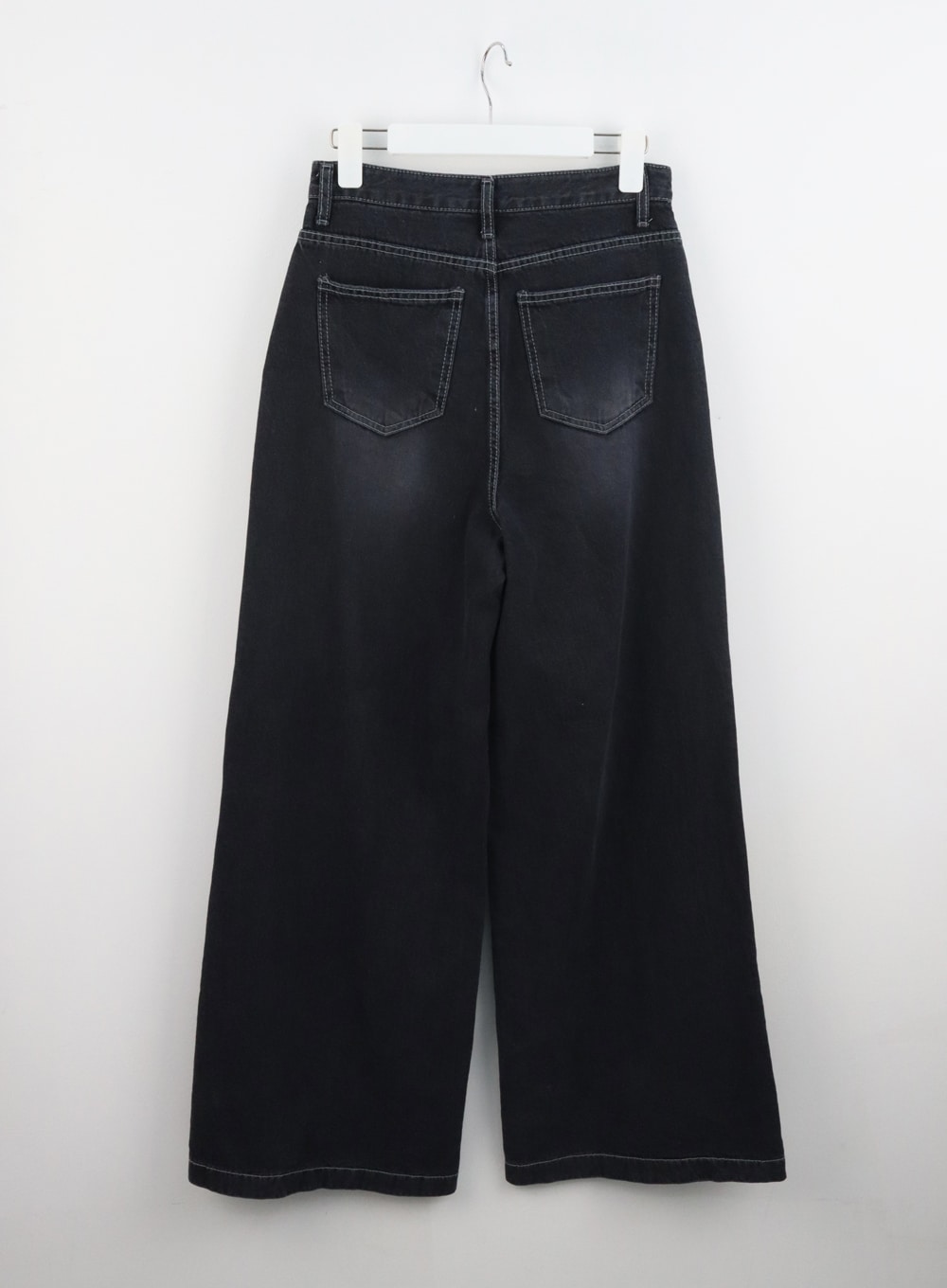 Oversized Leg Jeans CL303