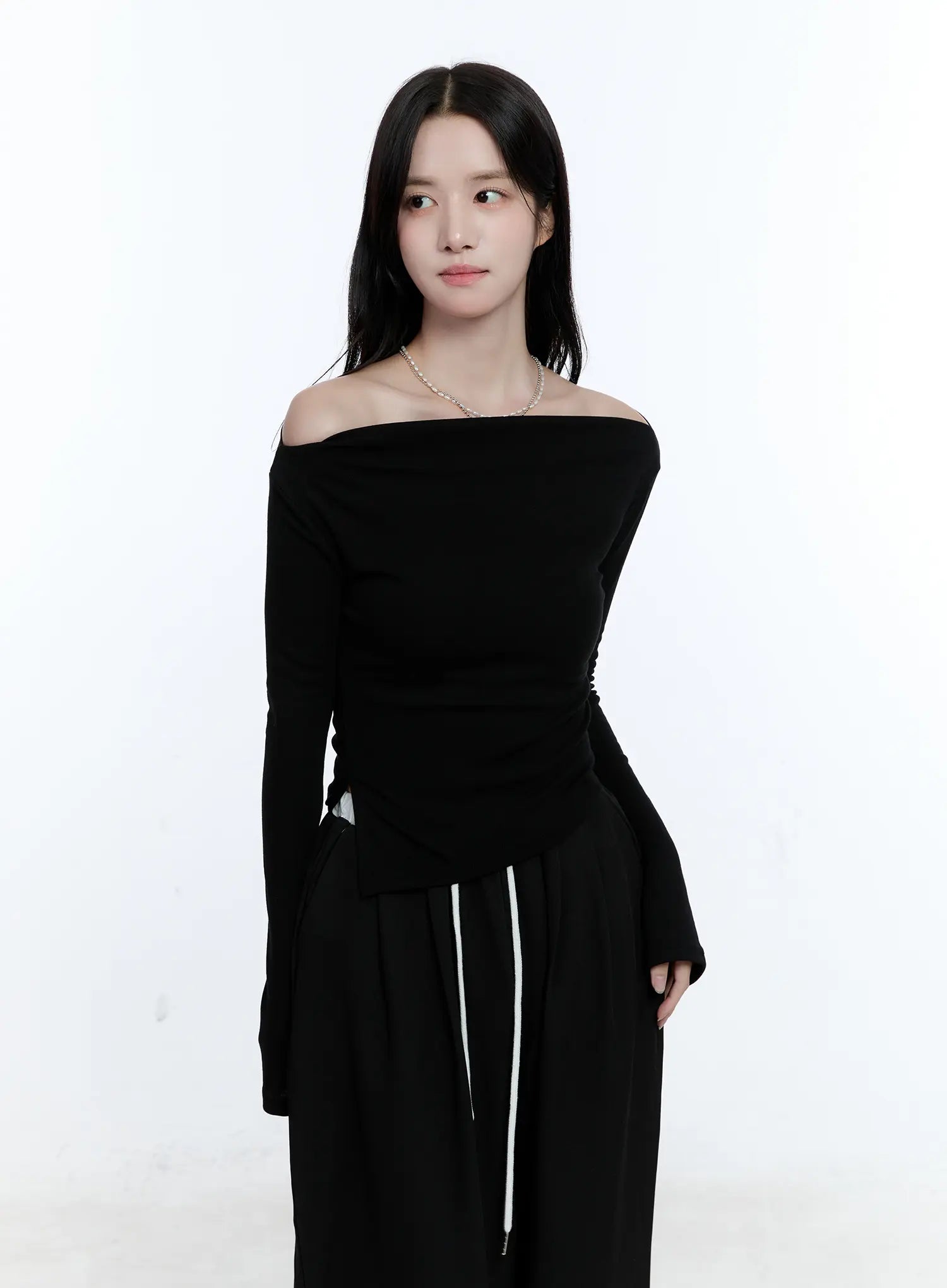Chic Off-Shoulder Long-Sleeve Top CG512