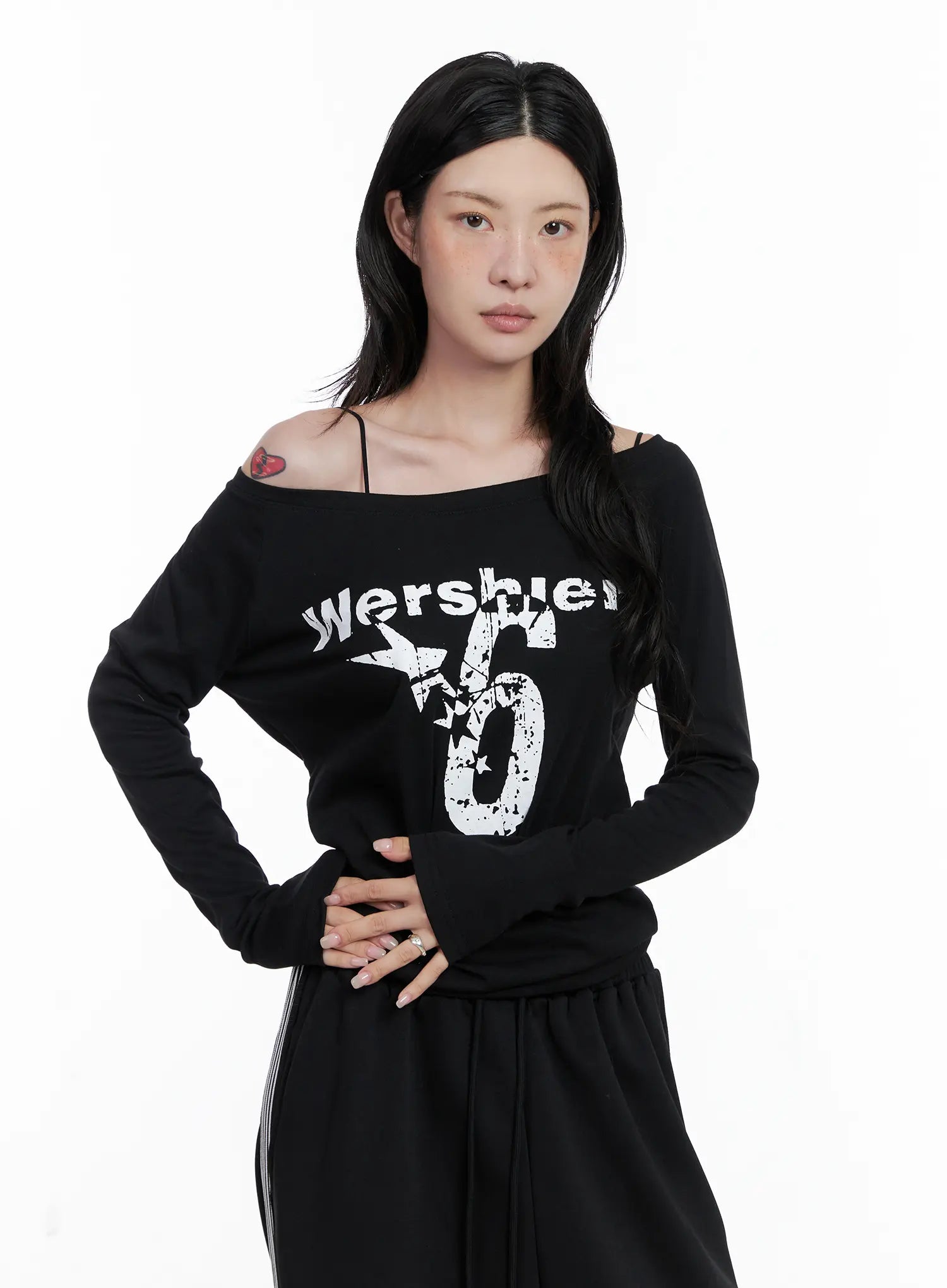 Graphic Off-Shoulder Long Sleeve Shirt CS529