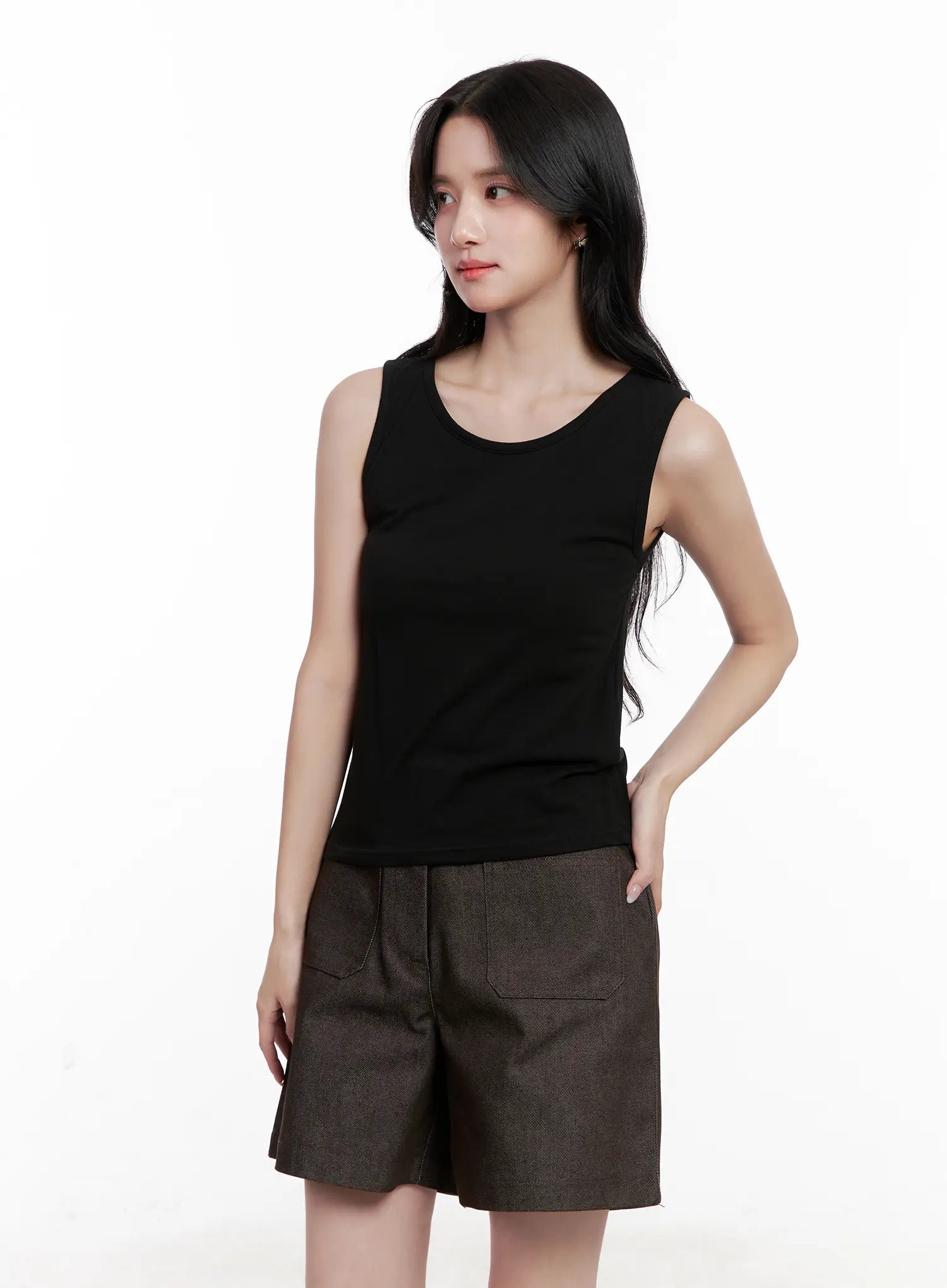 Basic U-Neck Sleeveless Top CL515