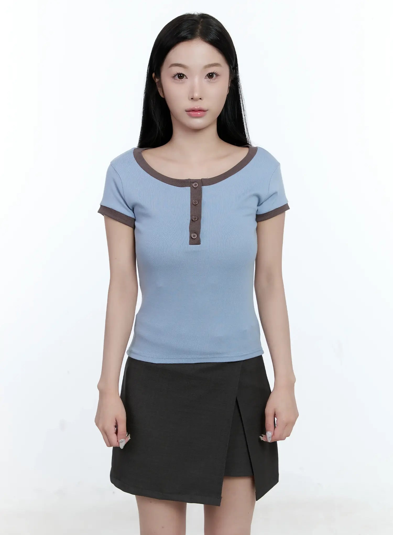 Contrast Basic U-Neck Tee CL530