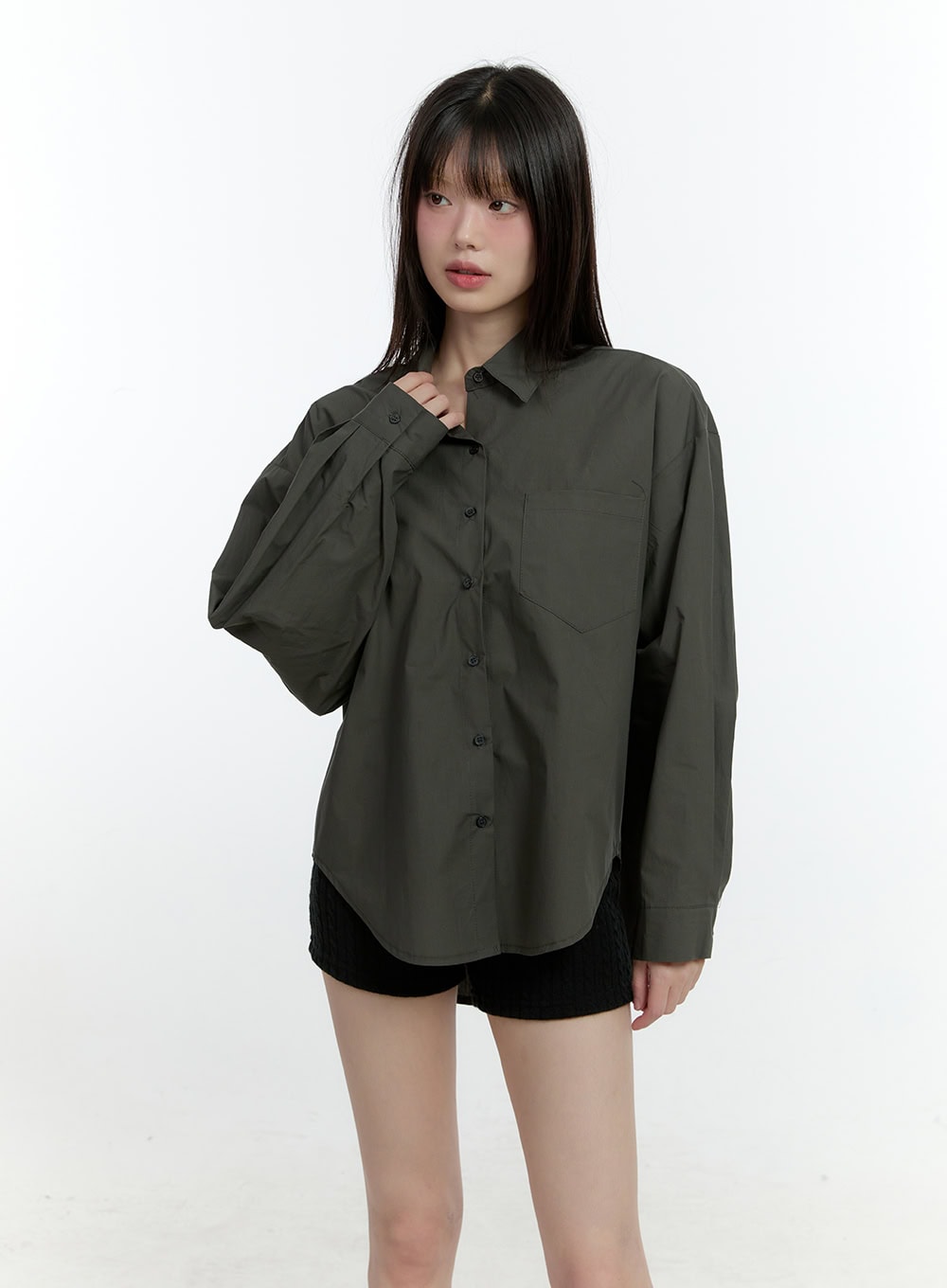 Loose-Fit Collared Button-Up Shirt CF506