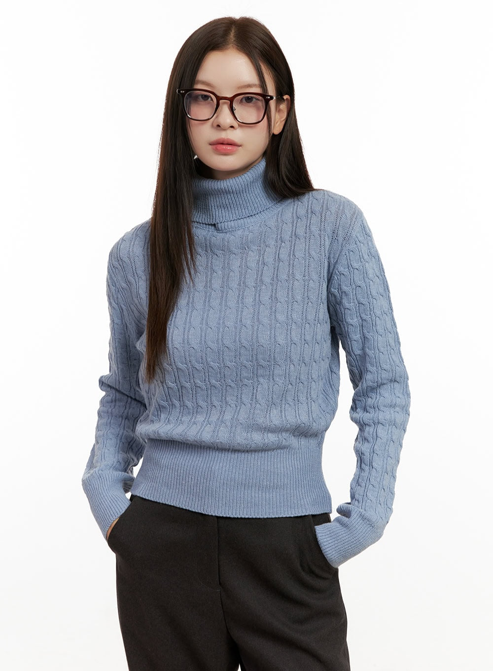 Cable Knit Turtleneck Sweater ON422
