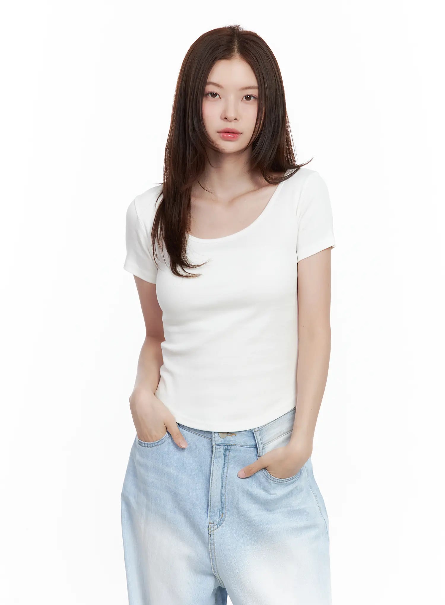 Everyday Basic Round-Neck Top CL502