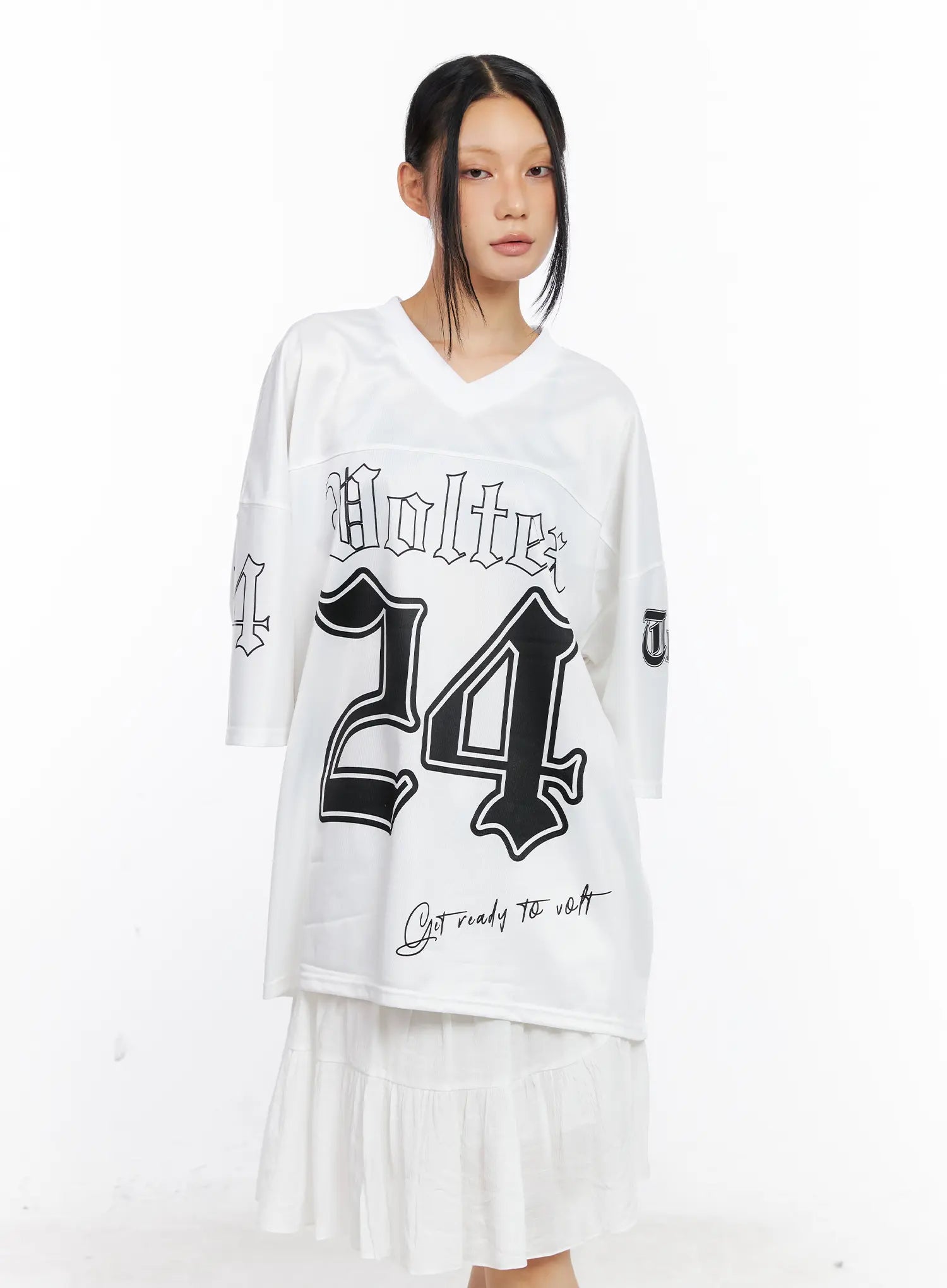Oversized V-Neck Graphic Tee CL529