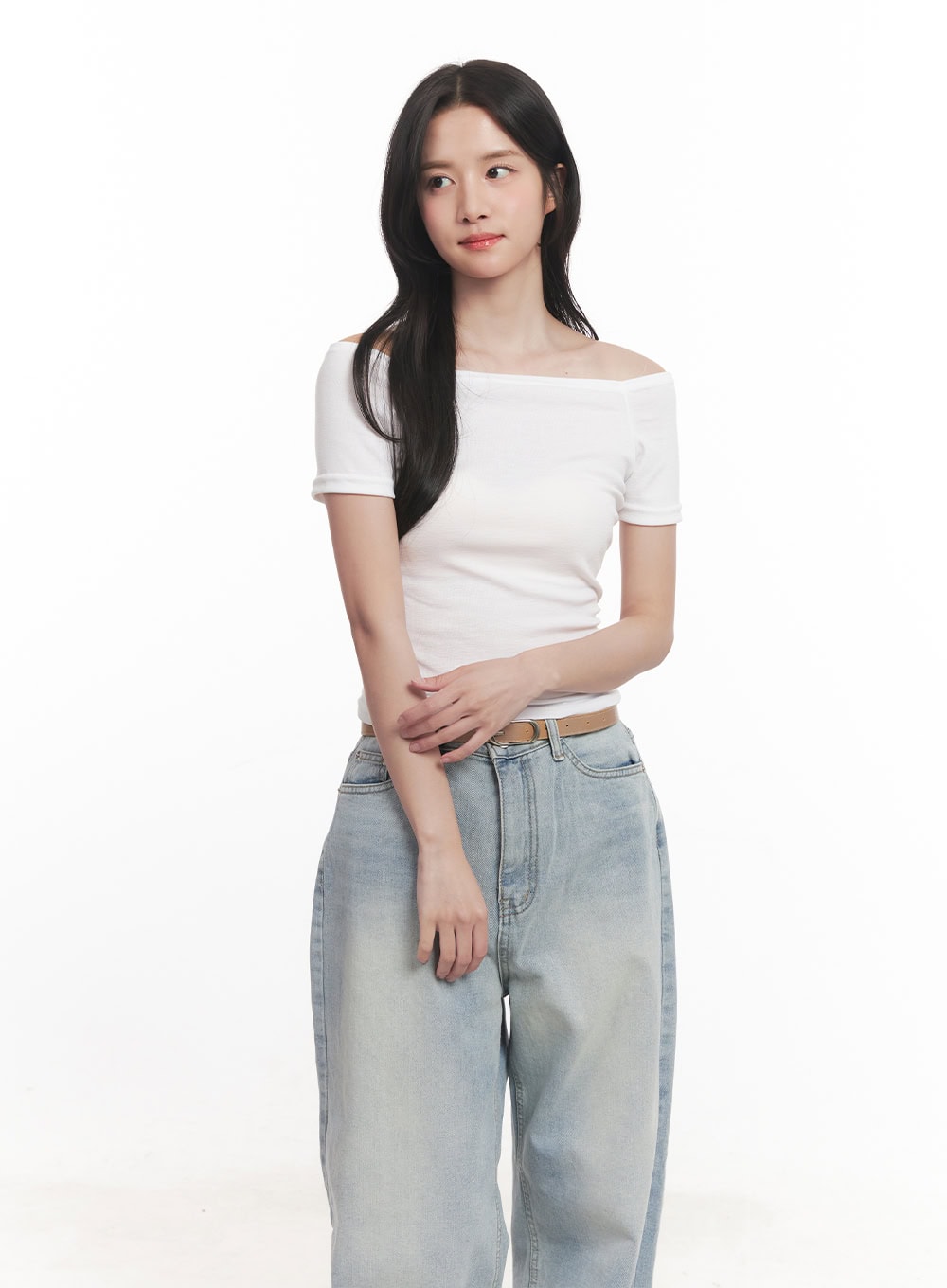 Off-Shoulder Cropped T-Shirt CA510