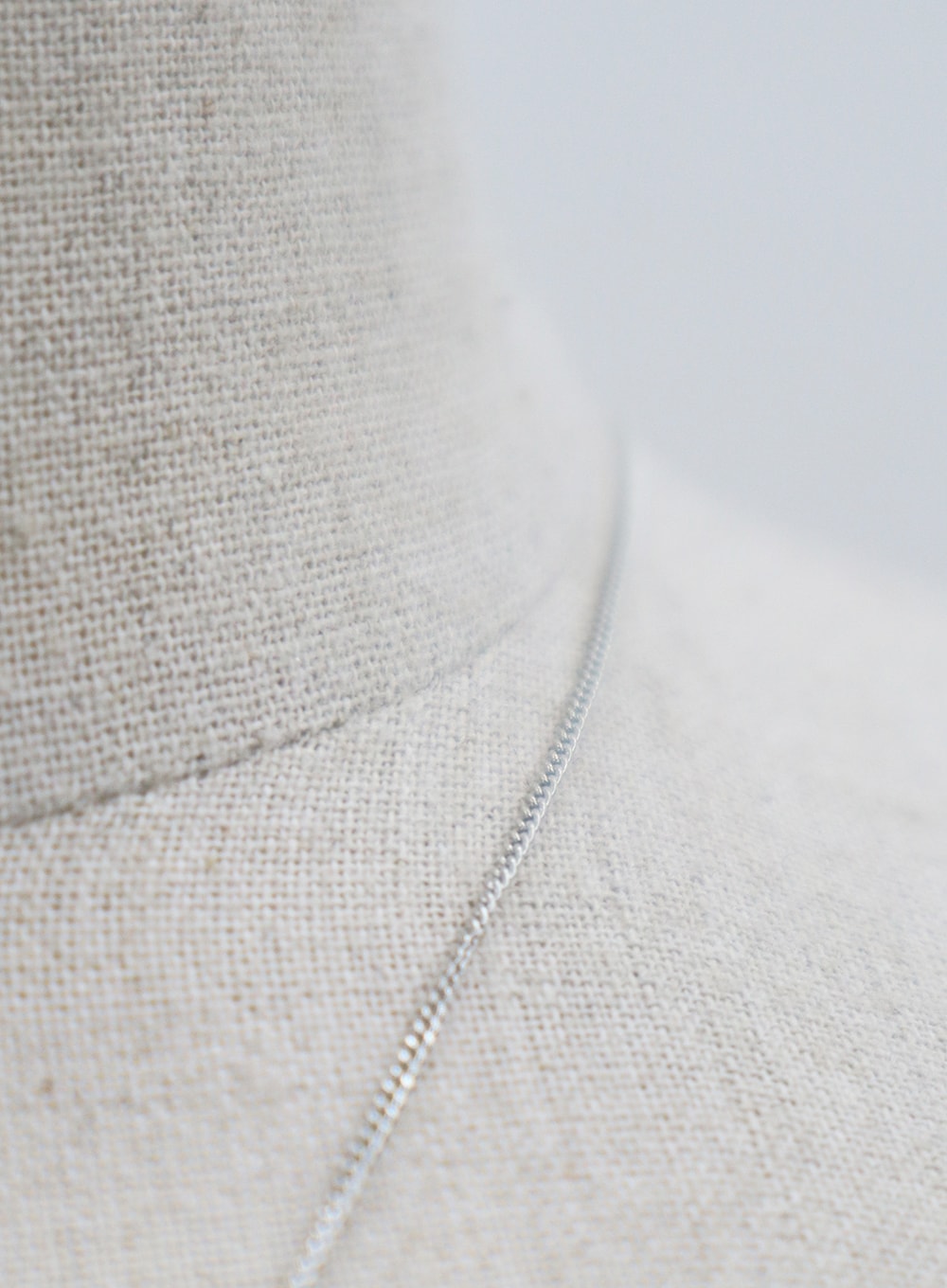 Two-Layer Chain and Square Pendant Necklace OO24