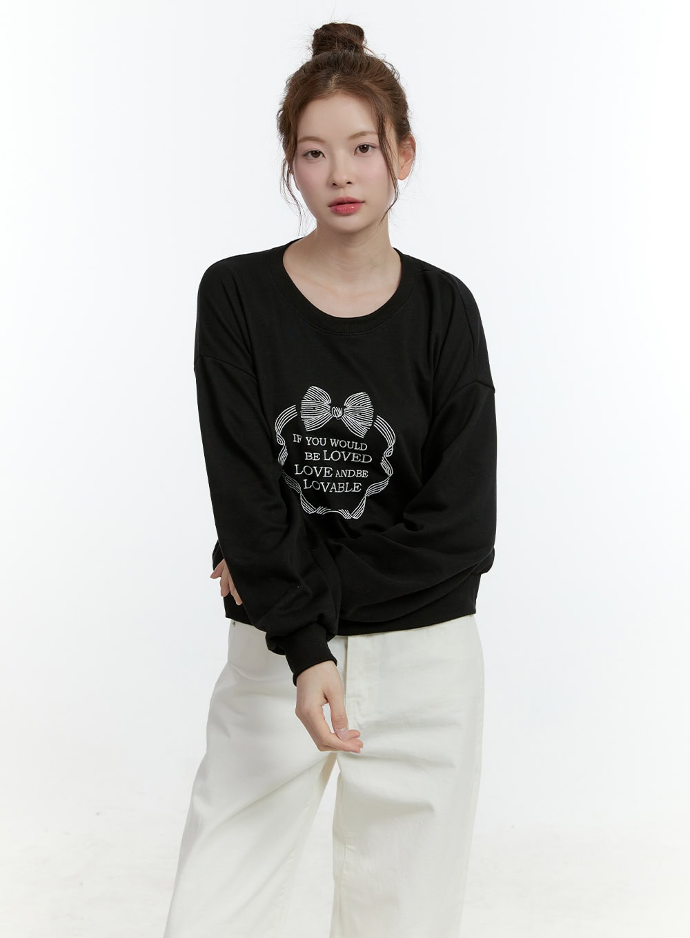 Embroidered Graphic Cropped Crewneck CF503