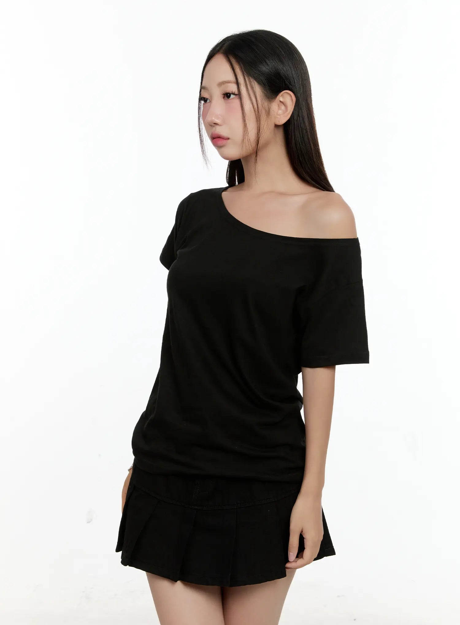 Casual Off-Shoulder Tee CG501