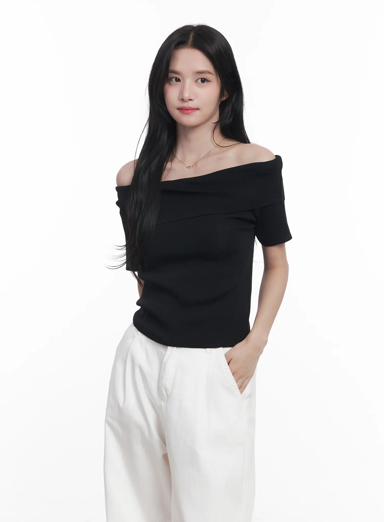 Off-Shoulder Asymmetric Short-Sleeve Sweater CU525