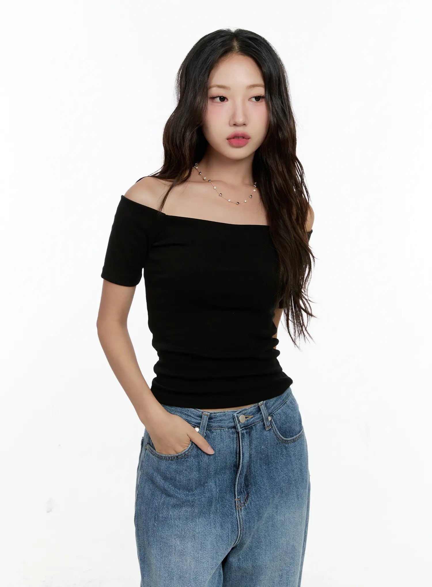Basic Off-Shoulder Short-Sleeve Tee CG501