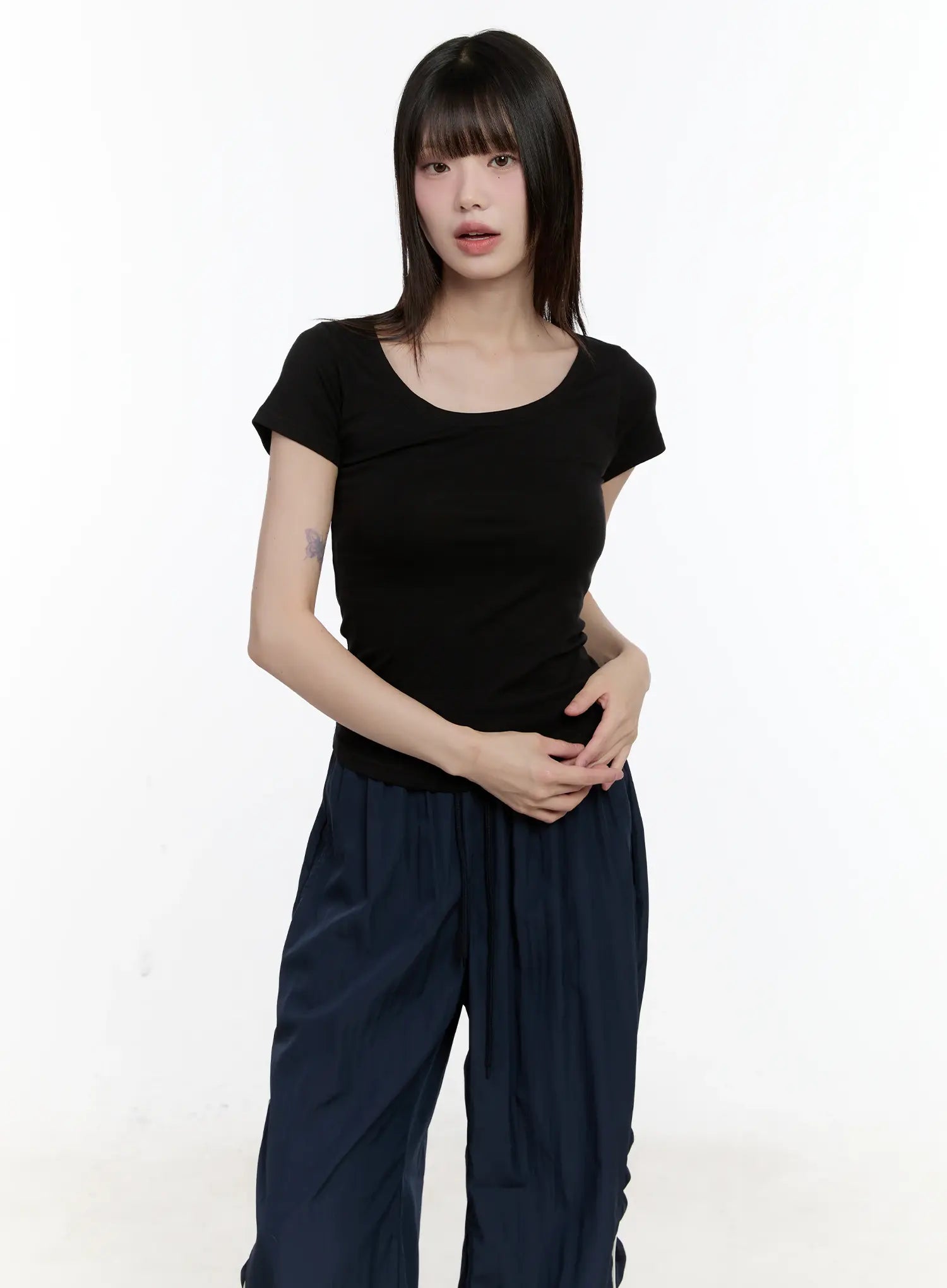 Cotton U-Neck Essential Top CL504