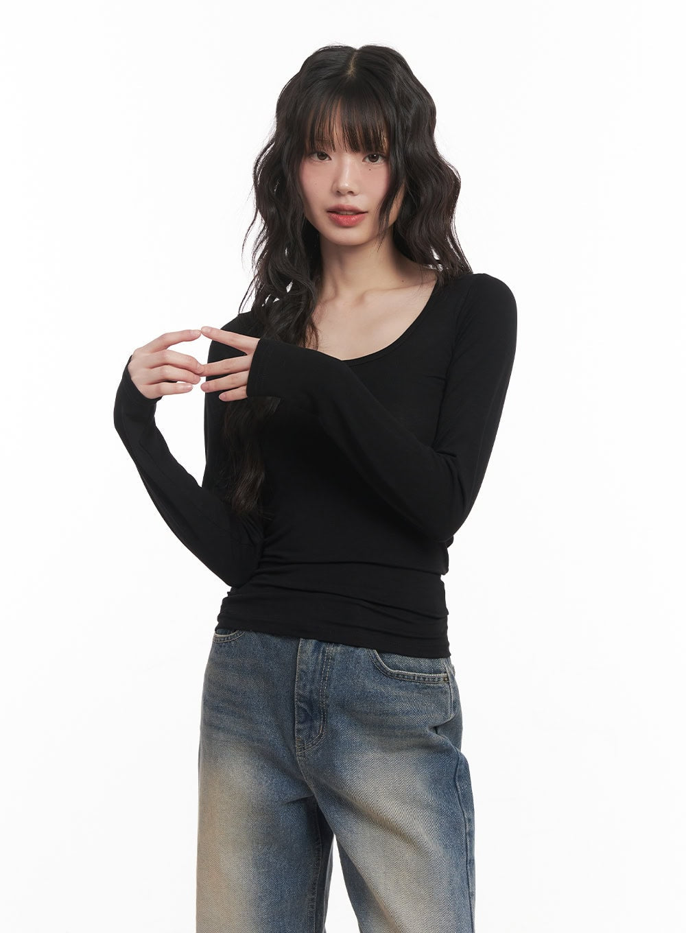 Essential U-Neck Long Sleeve Top CM519