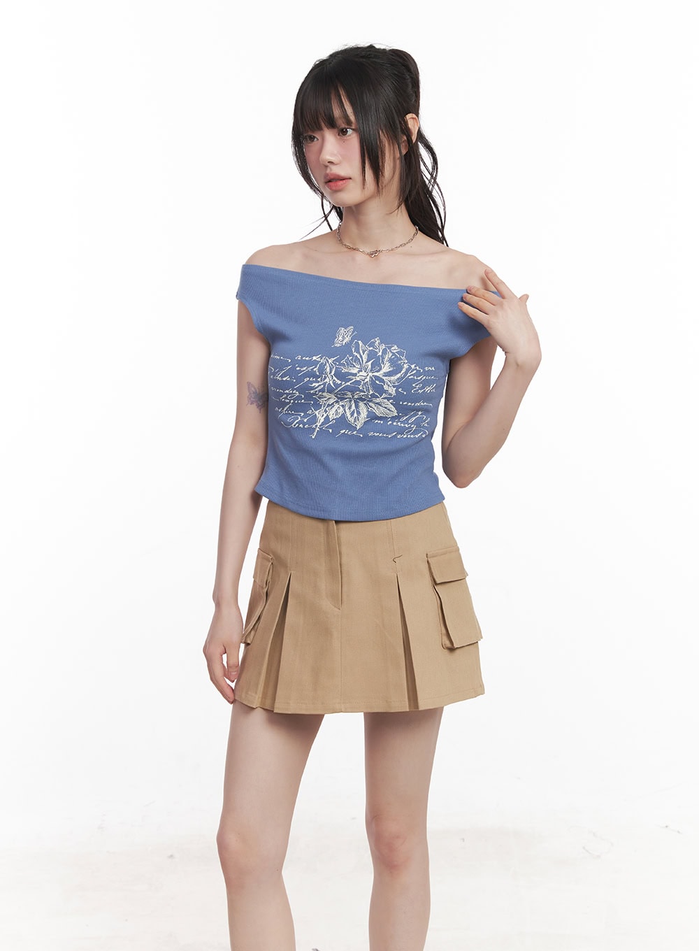 Graphic Print Off-Shoulder Crop Top CY520