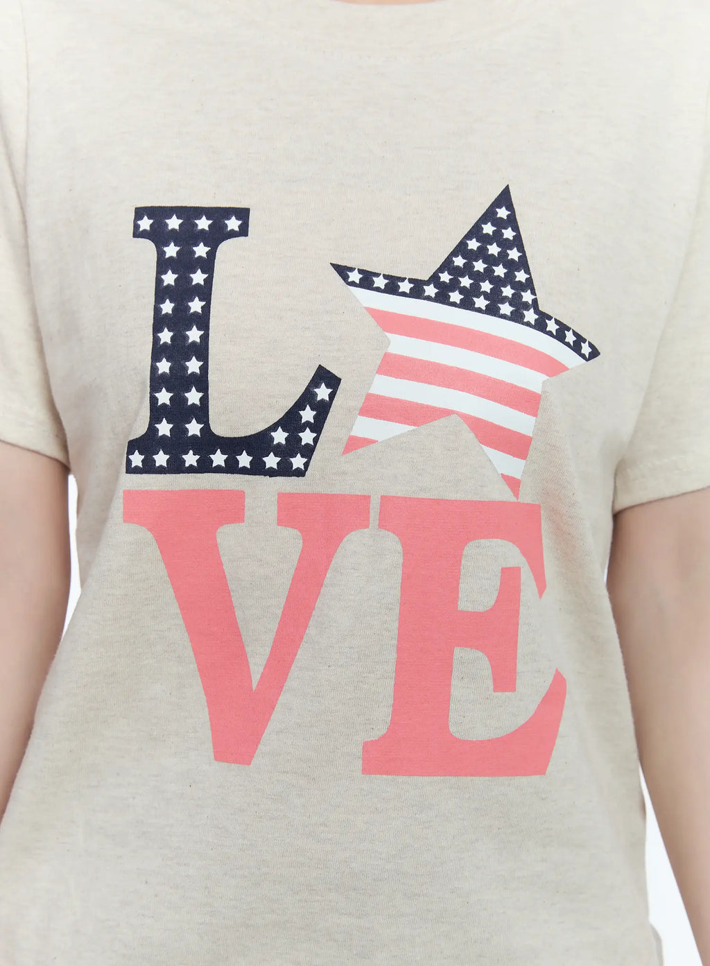 Relaxed-Fit "Love" Graphic T-Shirt CG501
