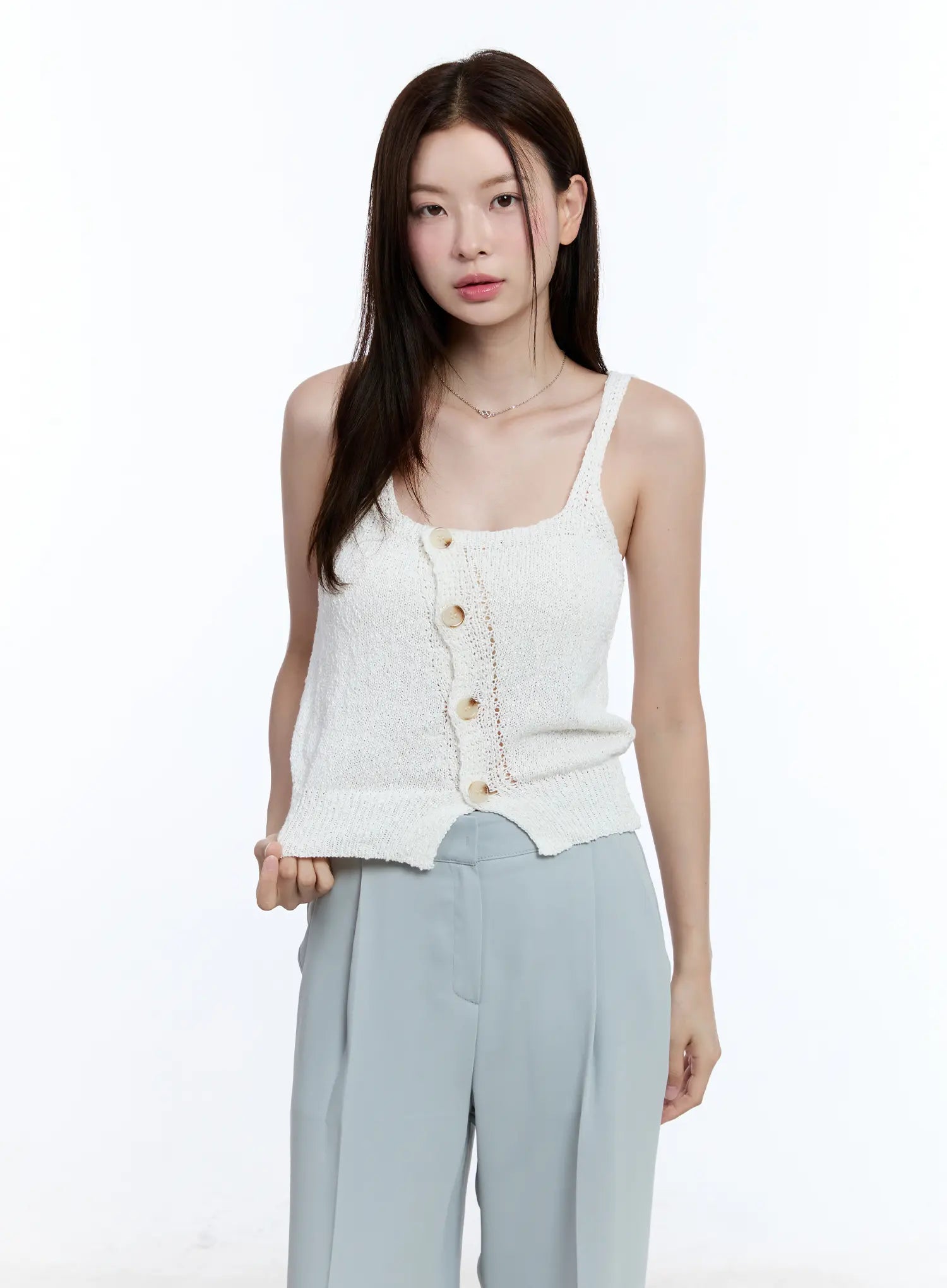 Buttoned Sleeveless Sweater CU513