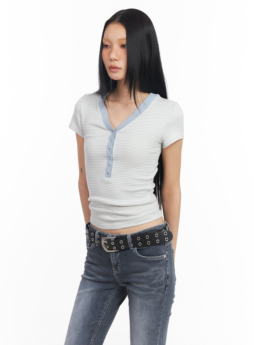 Striped Buttoned V-Neck Crop Tee CY528