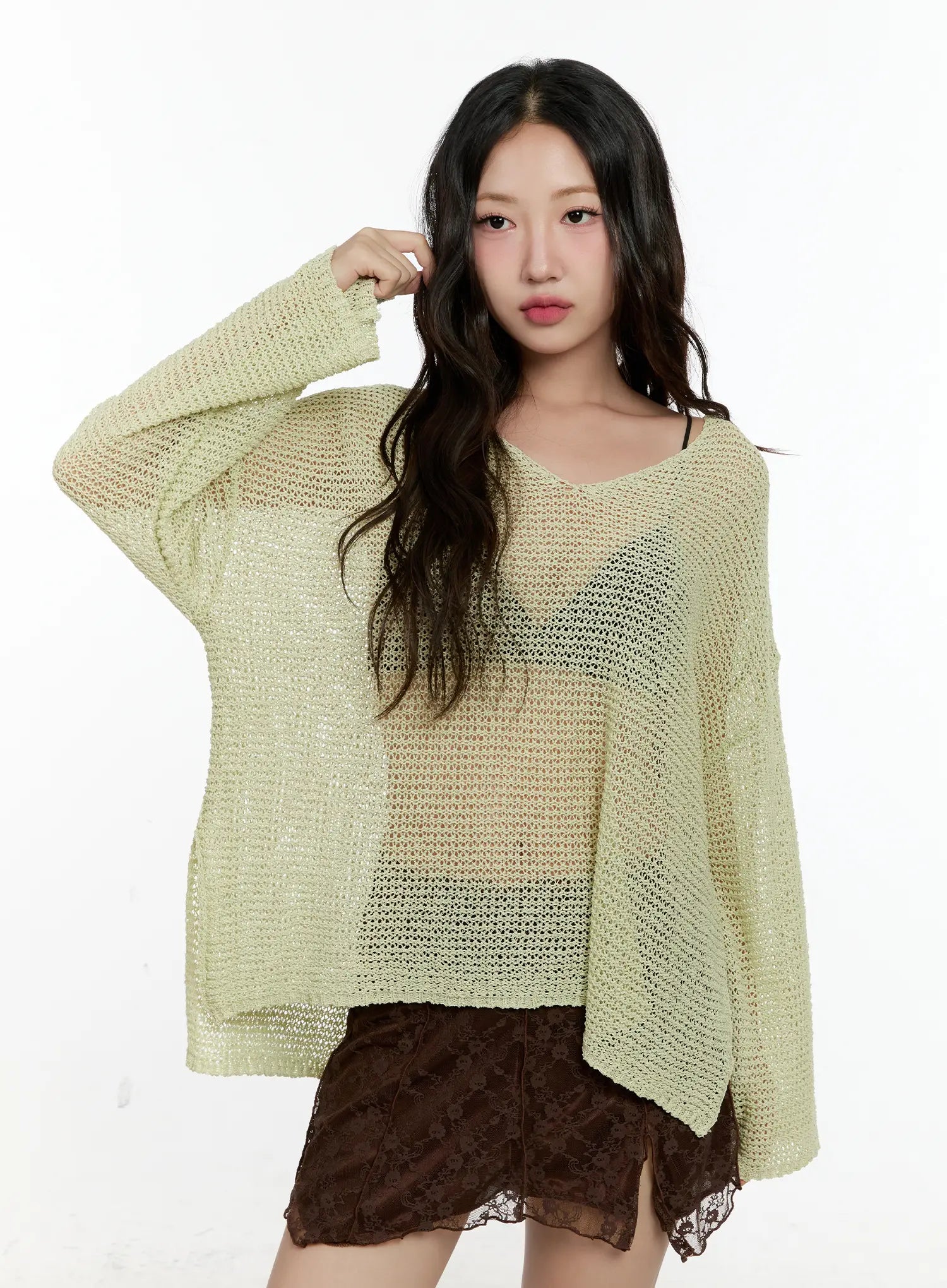 Mesh V-Neck Long-Sleeve Top CL531
