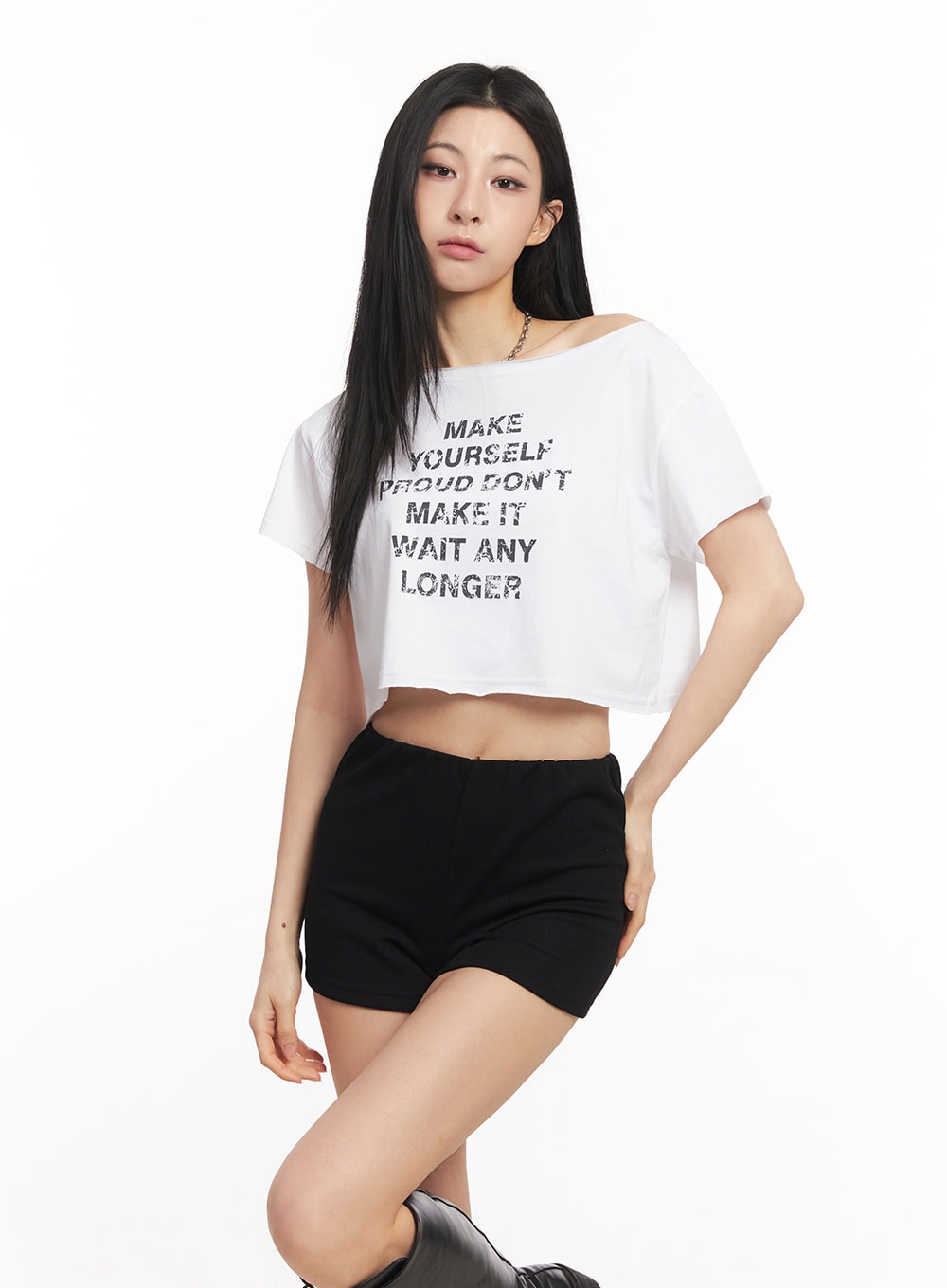 Off-Shoulder Graphic Crop Top CA514