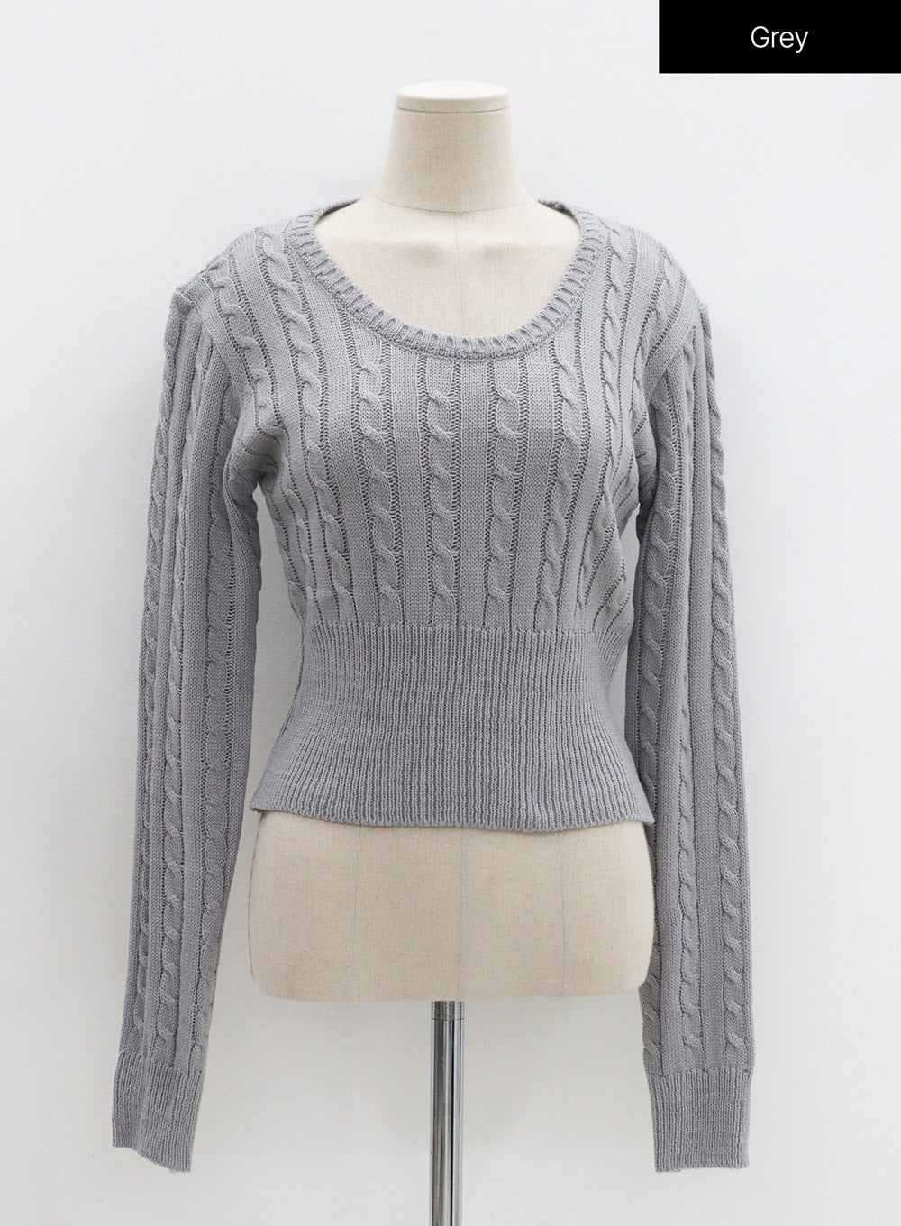 Round Neck Twist Crop Long Sleeve Knit OS26