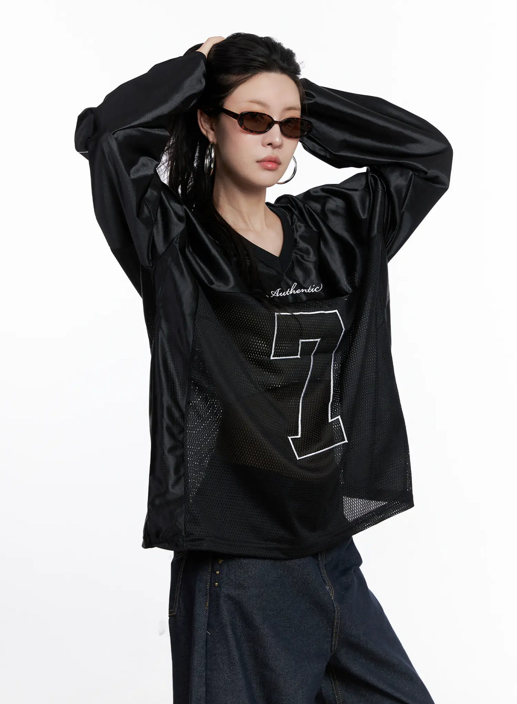 V-Neck Graphic Jersey Top CS512