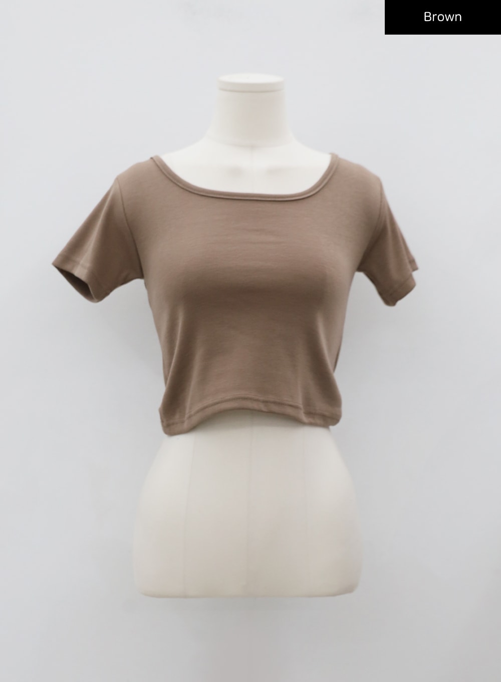 Deep Round Neck Basic Crop T-Shirt BU5