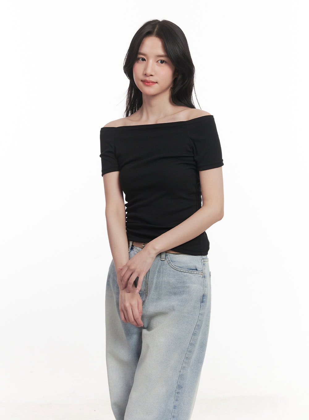 Off-Shoulder Cropped T-Shirt CA510