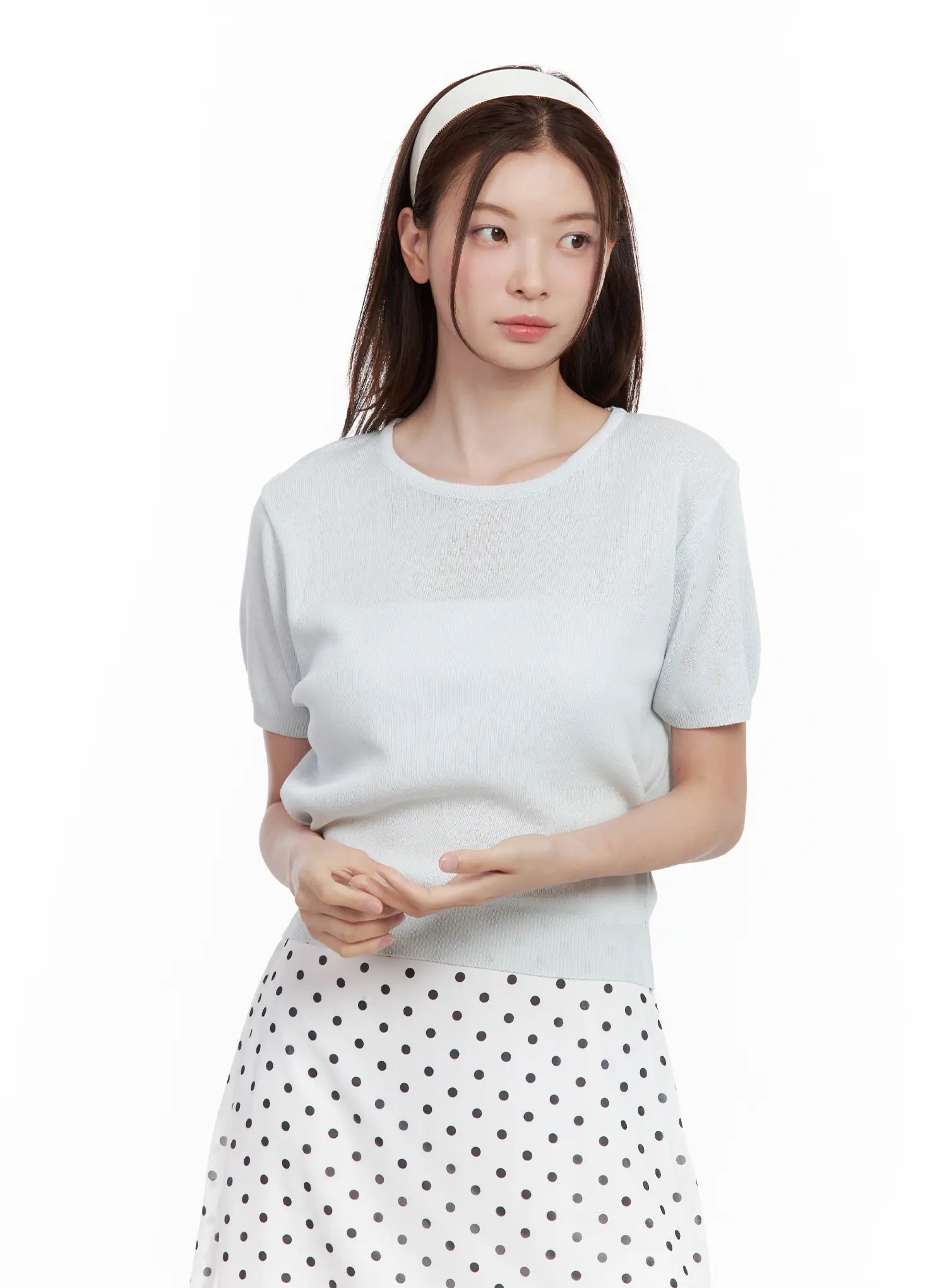 Lightweight Round-Neck Top CL502